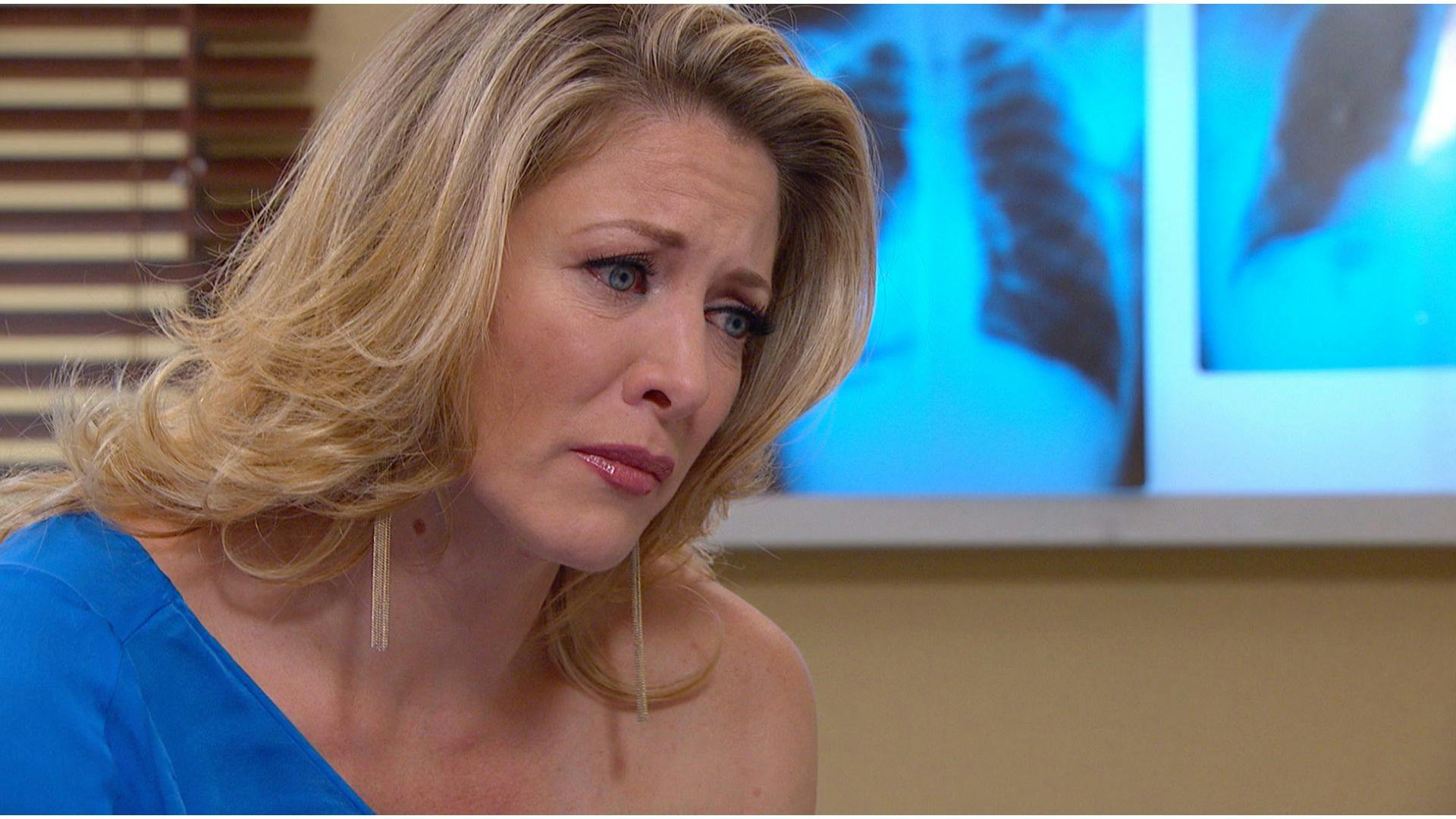 Vivir a Destiempo | Capítulo 143 | Sonia visita a Julio