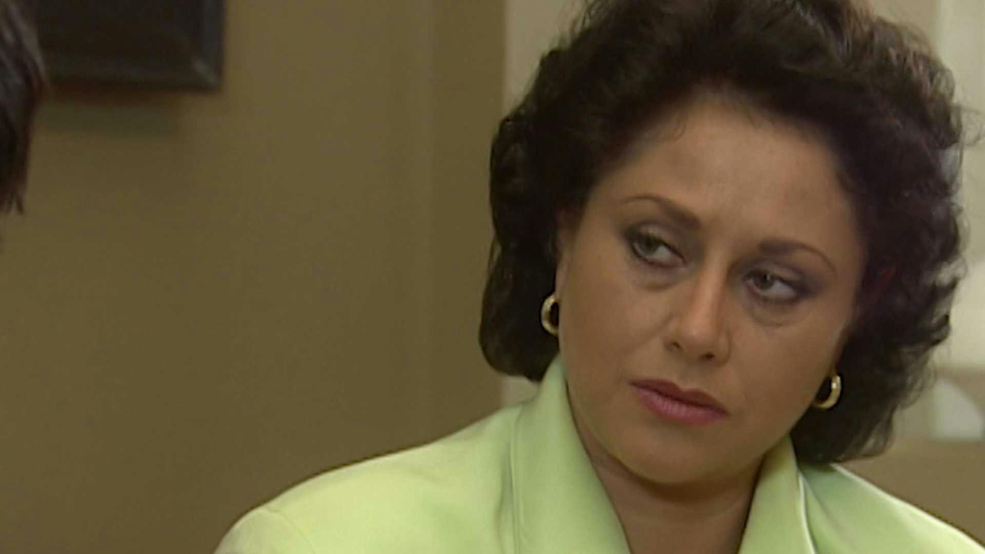 Todo por amor | Capítulo 170 | Carmen le pide ayuda a Mateo