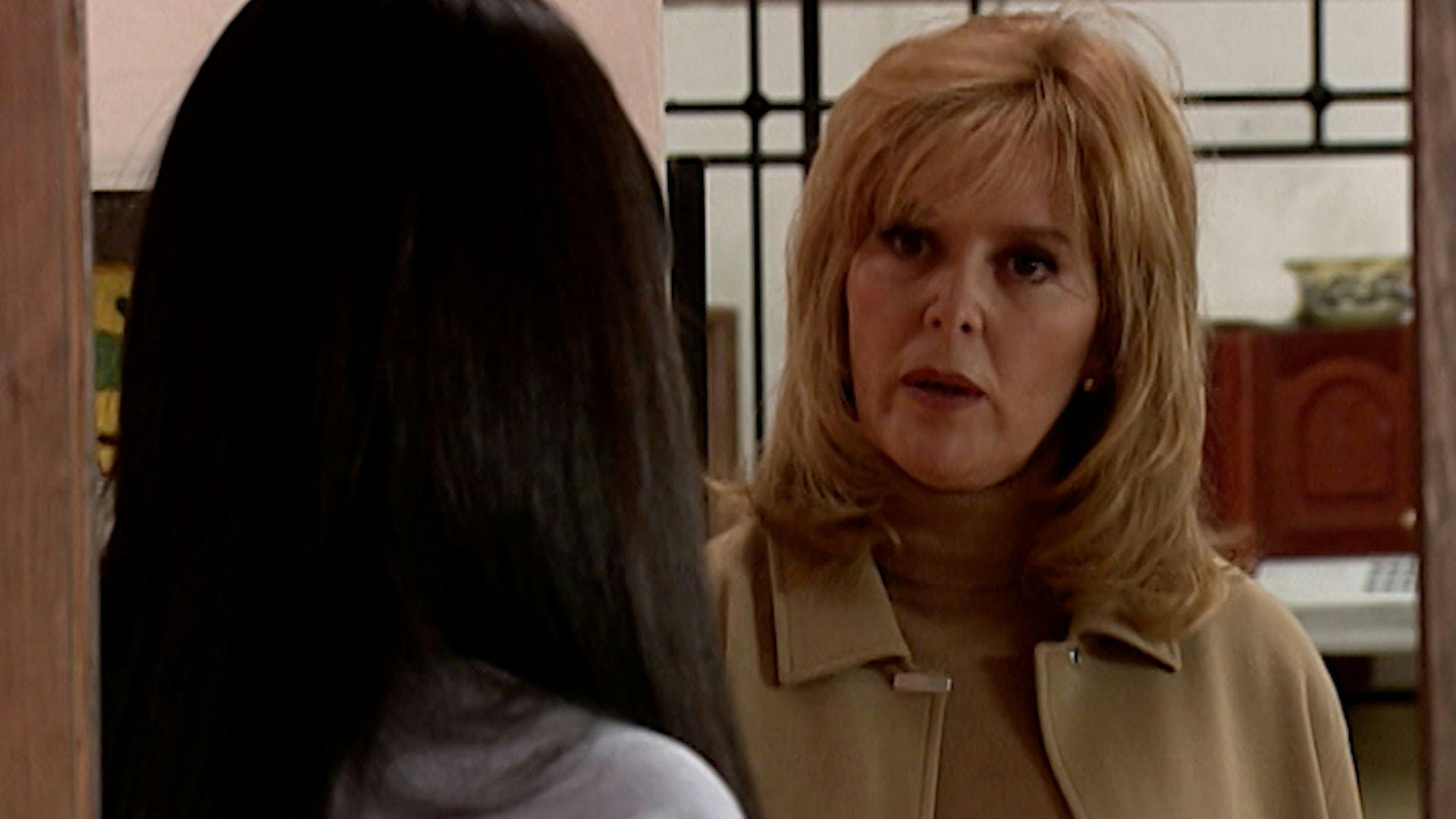 Todo Por Amor | Capítulo 205 | Madre de Javier habla con Lucía