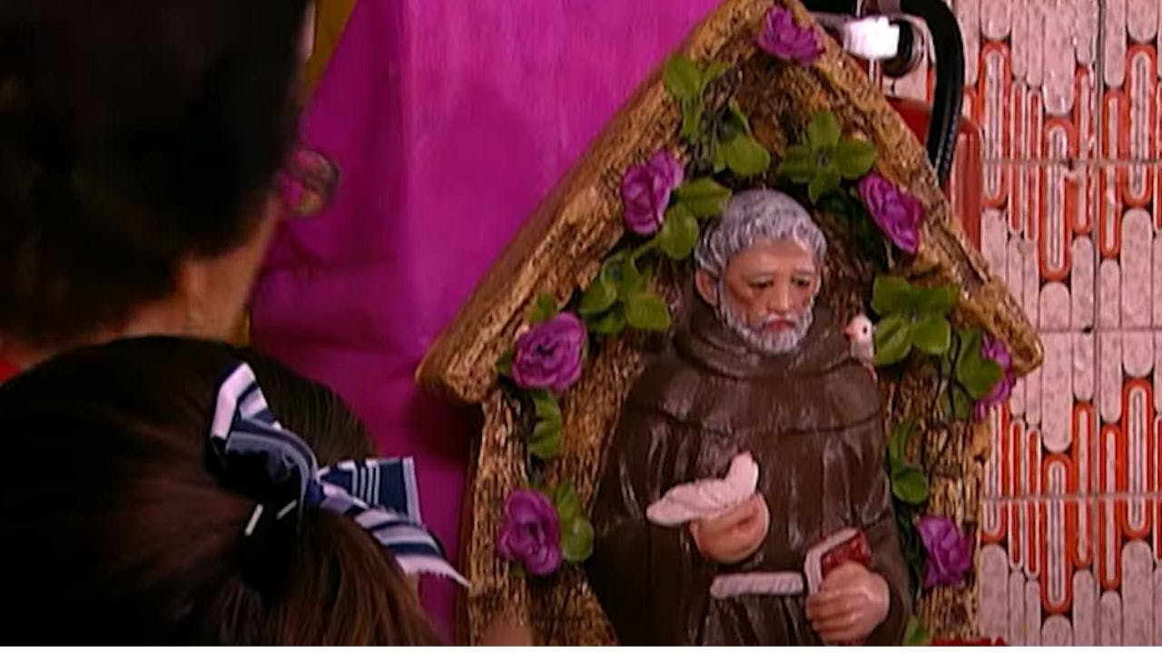 A Cada Quien Su Santo | Bella