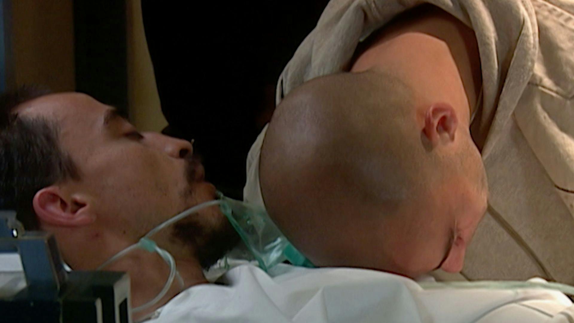 Todo por Amor | Capítulo 241 | Camilo se despide de Sergio