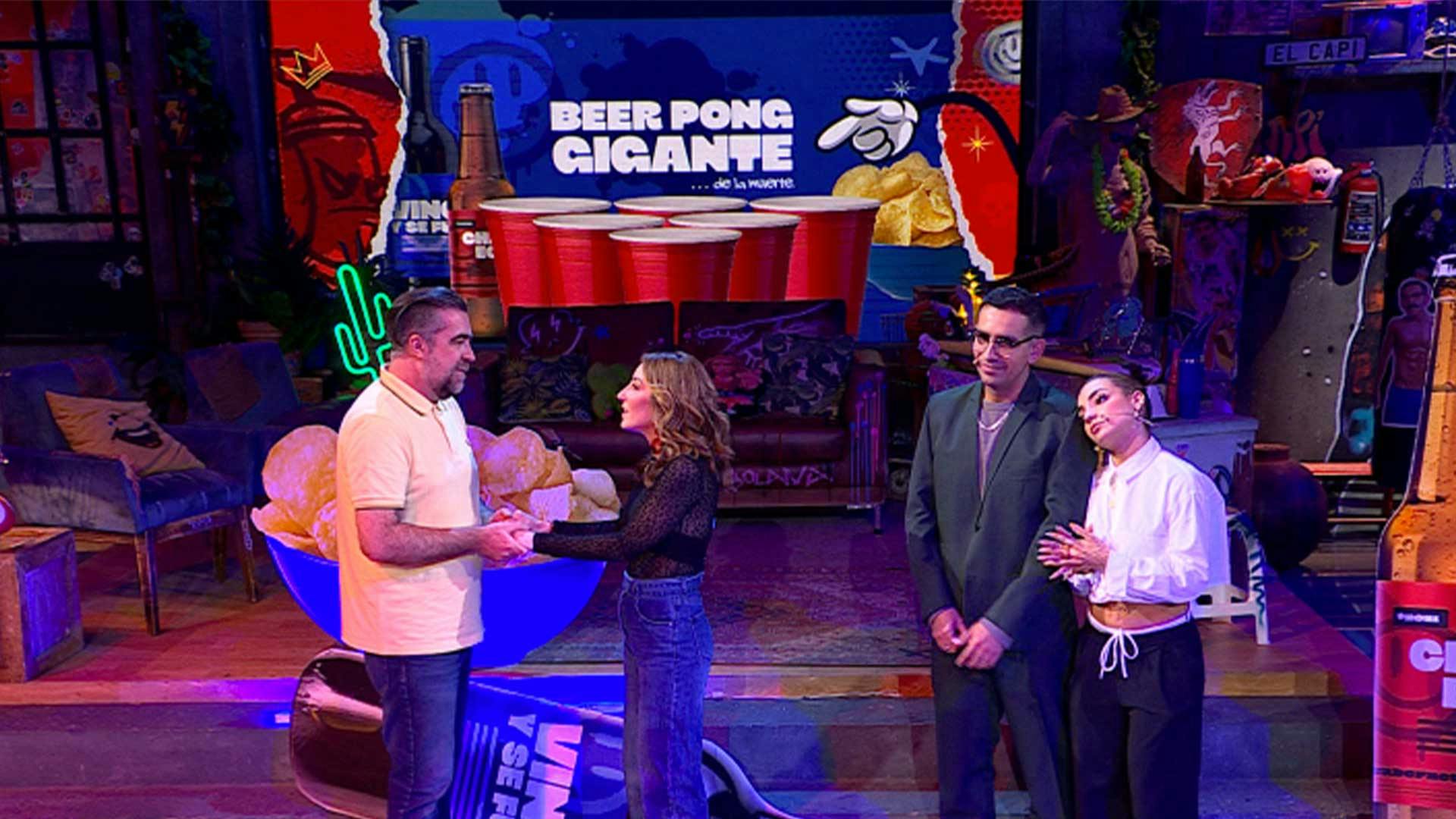 Descubre quién se puso “los pelos de la cuca” en este Beer Pong Gigante de La Resolana 