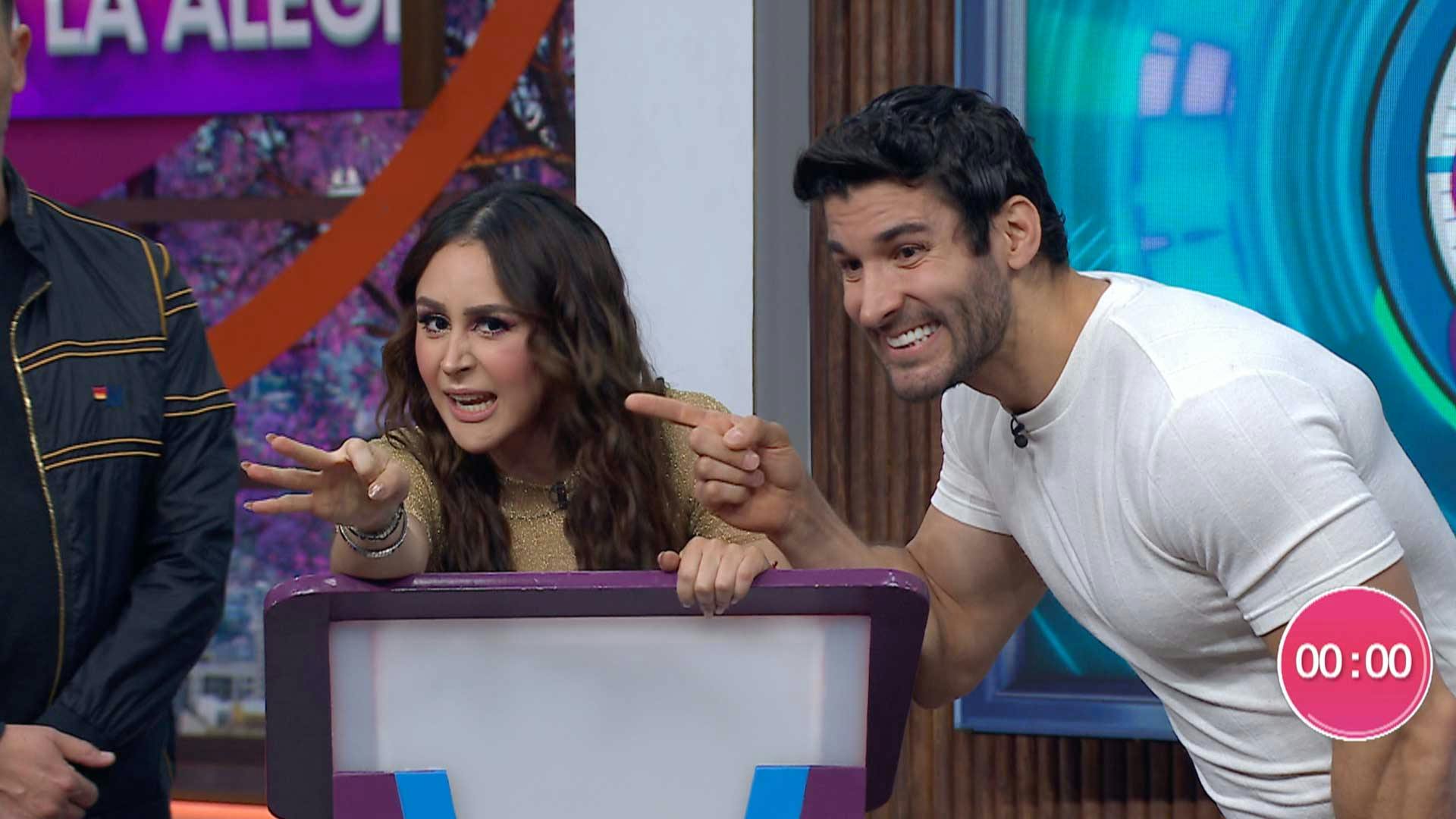 Venga La Alegría | Programa 1 de agosto Parte 1 | Lupita D'Alessio revela sorpresas para su concierto en el Auditorio Nacional, el estreno de Tu Historia Como La Mía, la receta y los mejores juegos