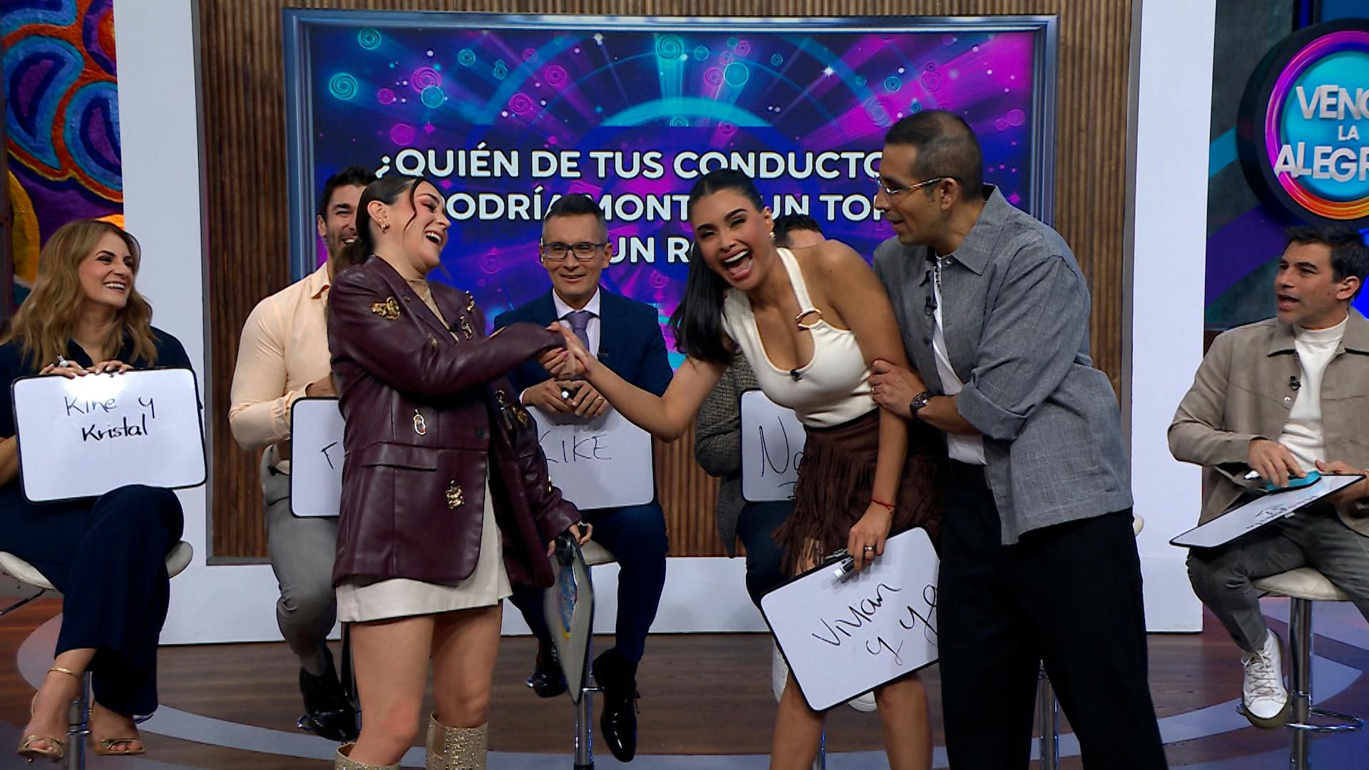 Venga La Alegría | Programa 20 de agosto Parte 2 | Alfredo Adame defiende a Christian Nodal y Ángela Aguilar, el asesinato de Ernesto Barajas, los juegos imperdibles y mucho más