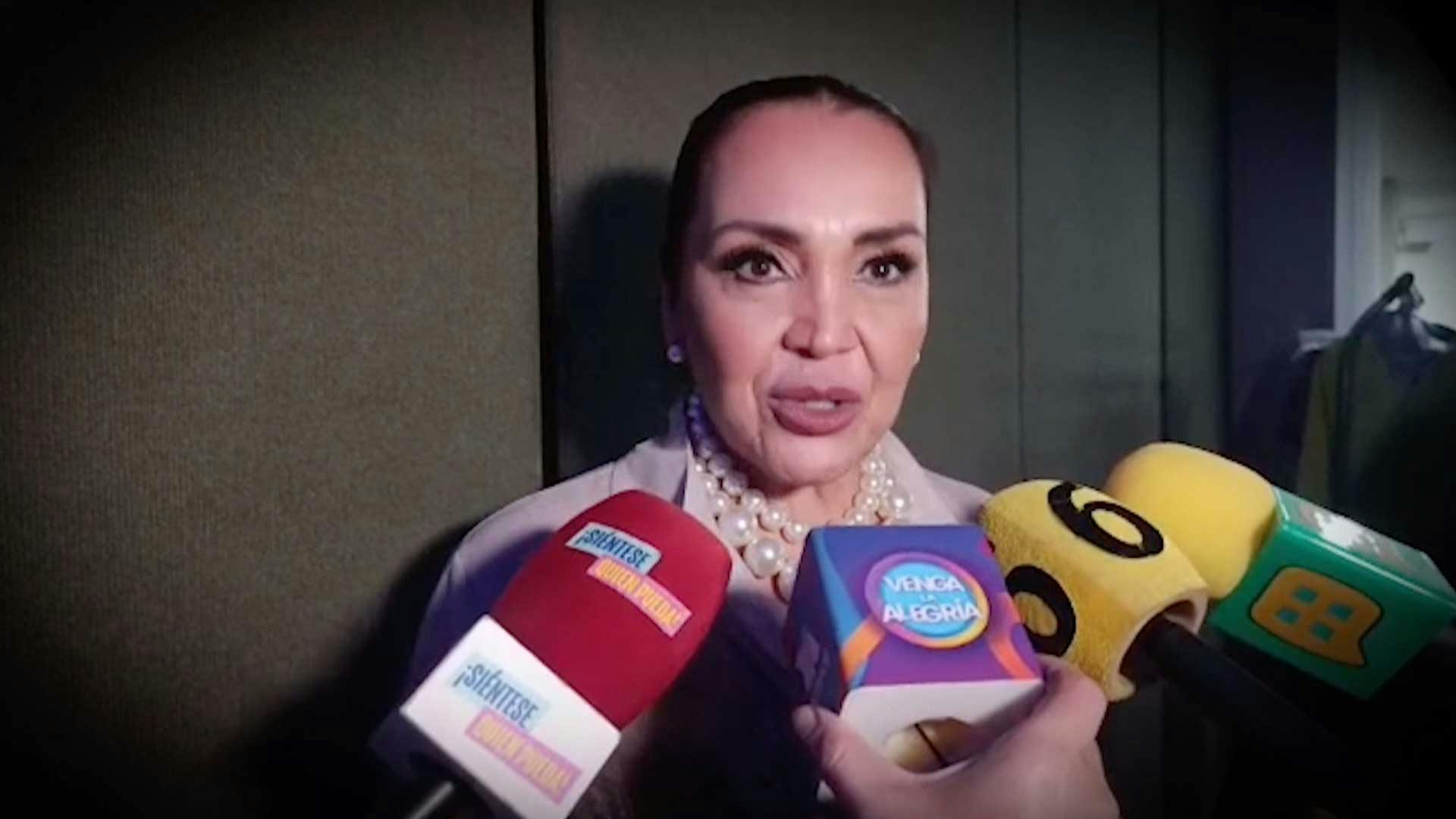"¡A mí me pegó!", Aída Cuevas alza la voz contra su hermano Carlos