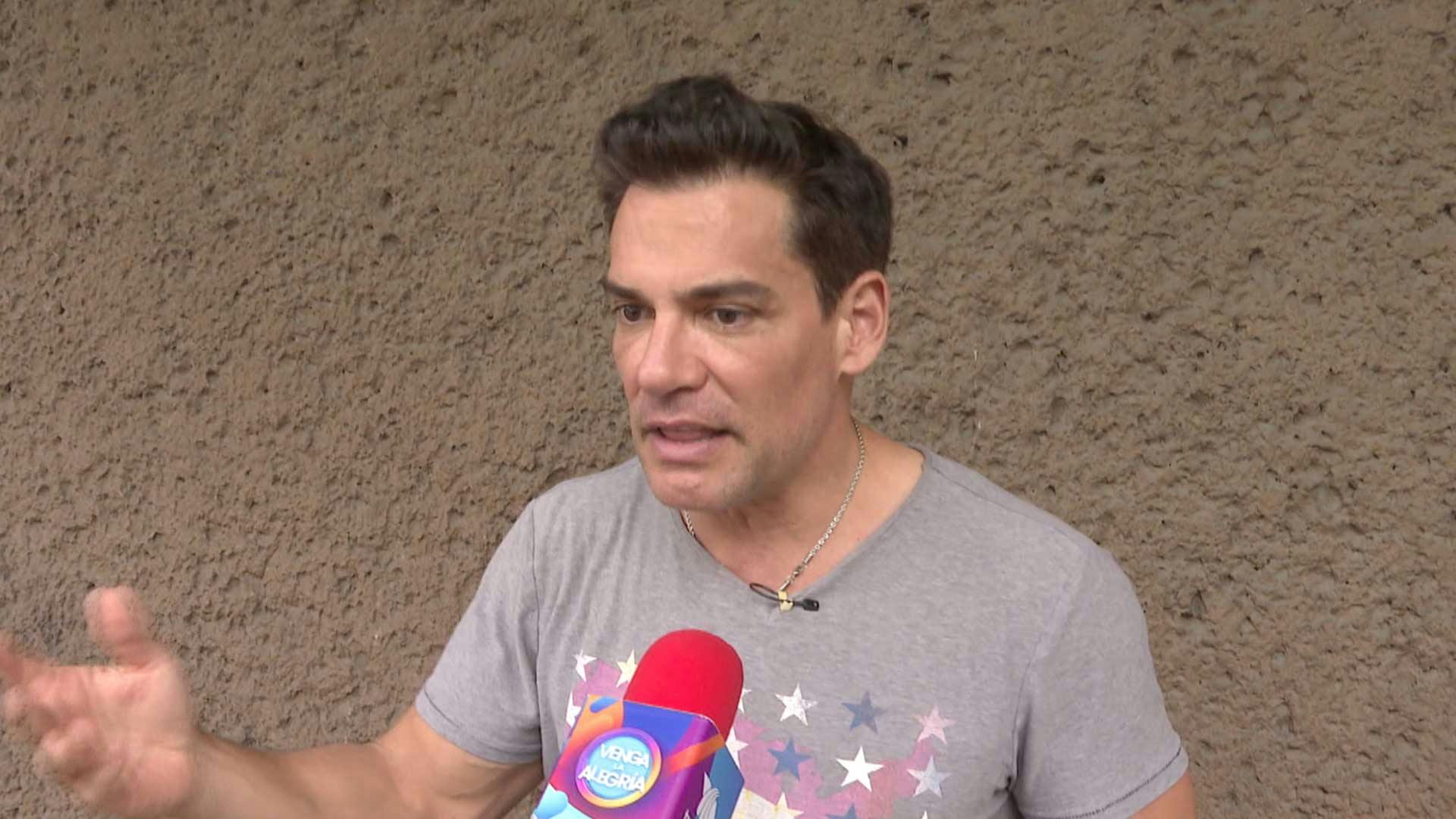 ¡Ya no esconde su nuevo amor! Así confirmó Cristián de la Fuente su reciente romance