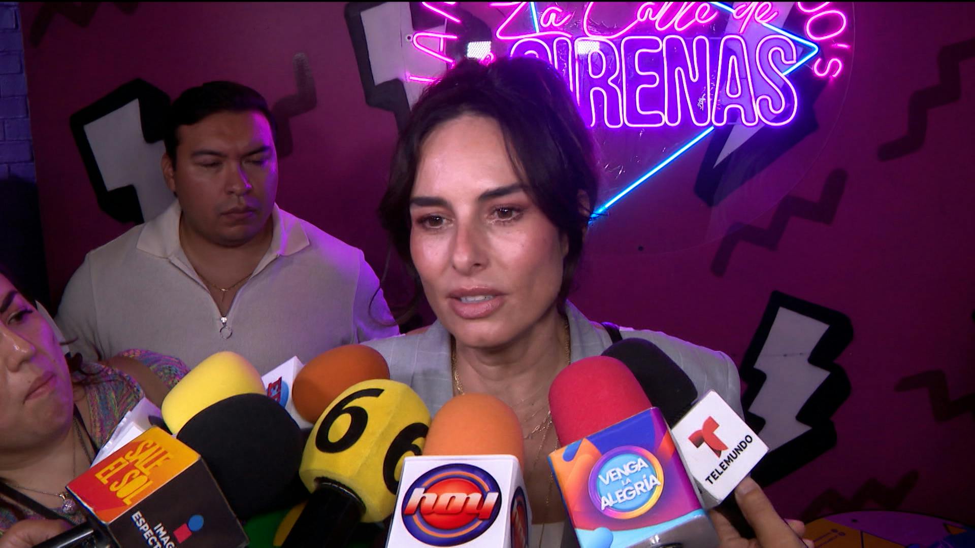 ¡De no ser mamá a tener una familia de cuatro! Ana Serradilla reveló cómo es de 'madrastra' y aclaró lo de Martha Cristiana