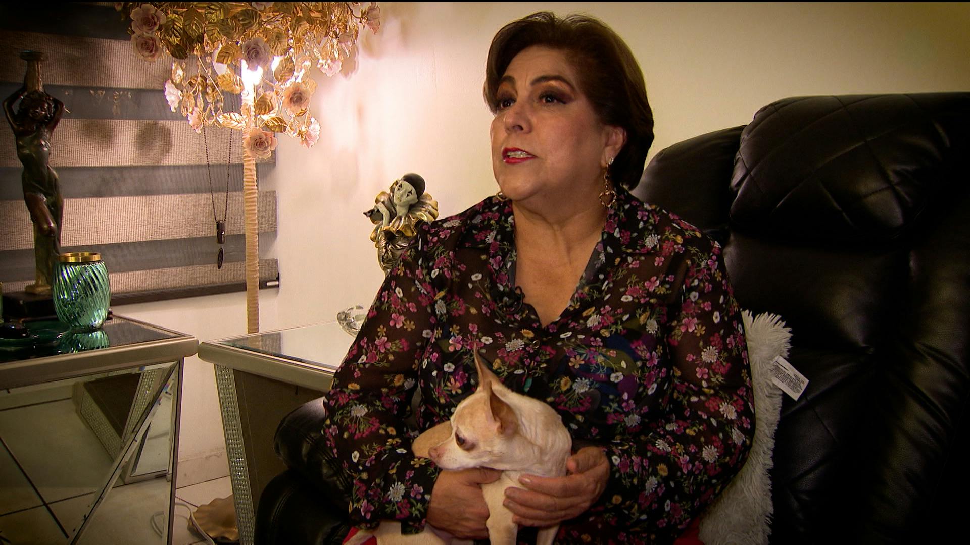 "Sentía yo que mi jefa a lo mejor me iba a jalar", reveló la asistente de Silvia Pinal