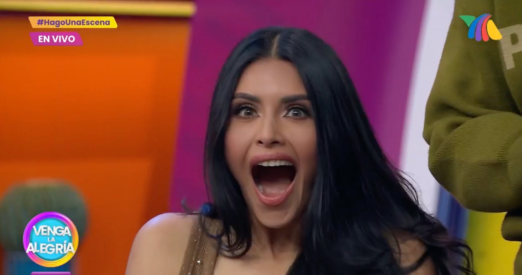 Kristal Silva se pone nerviosa ante tremenda pregunta del público