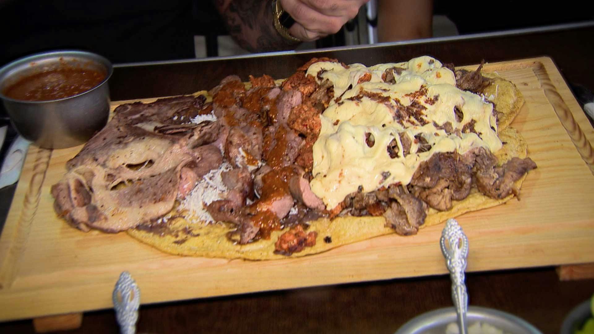 ¡Huarachazo de tres kilos! Una joya culinaria de Ciudad Nezahualcóyotl