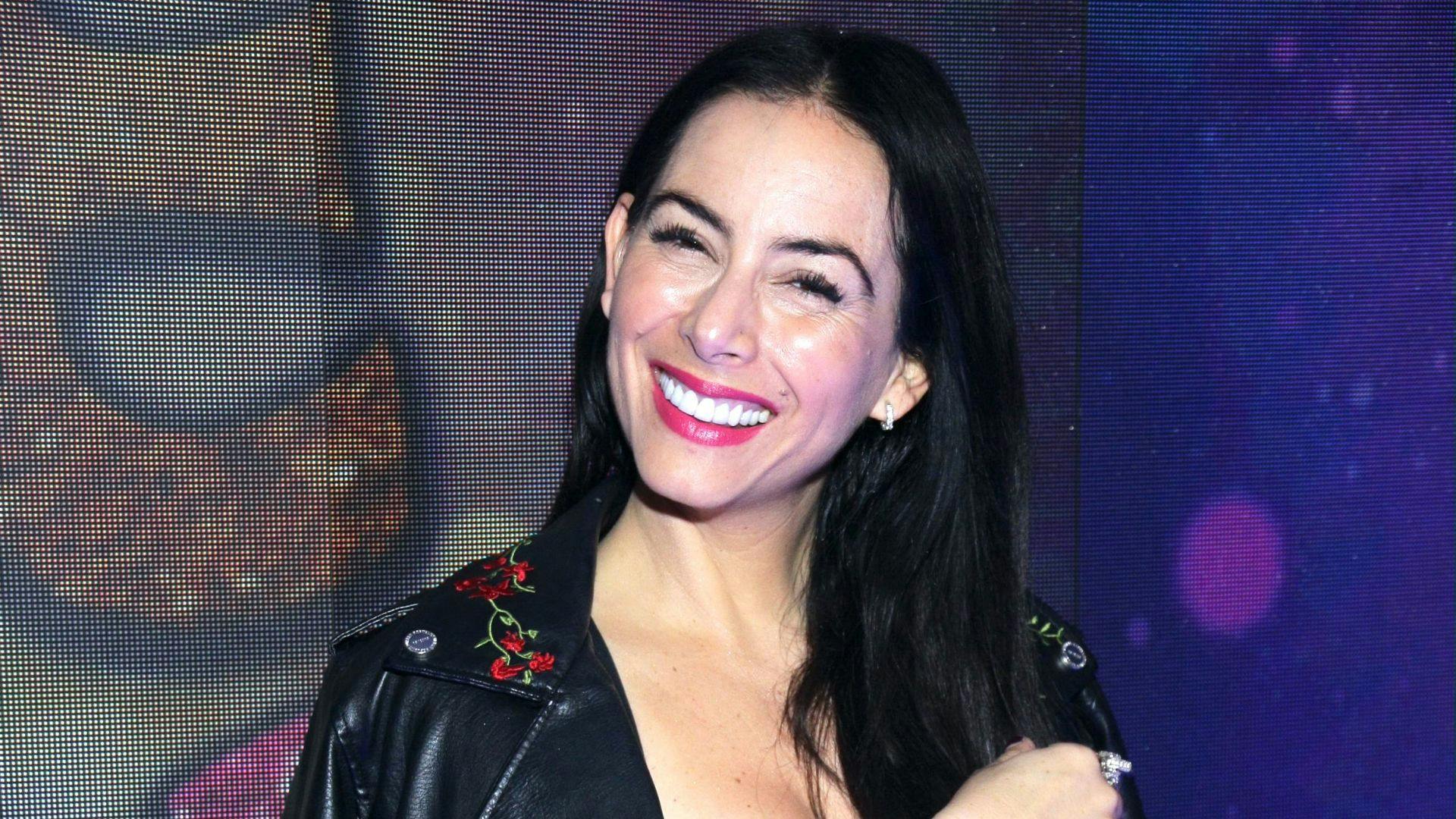 ¿De qué es acusada Claudia Lizaldi? La conductora se defenderá por difamación