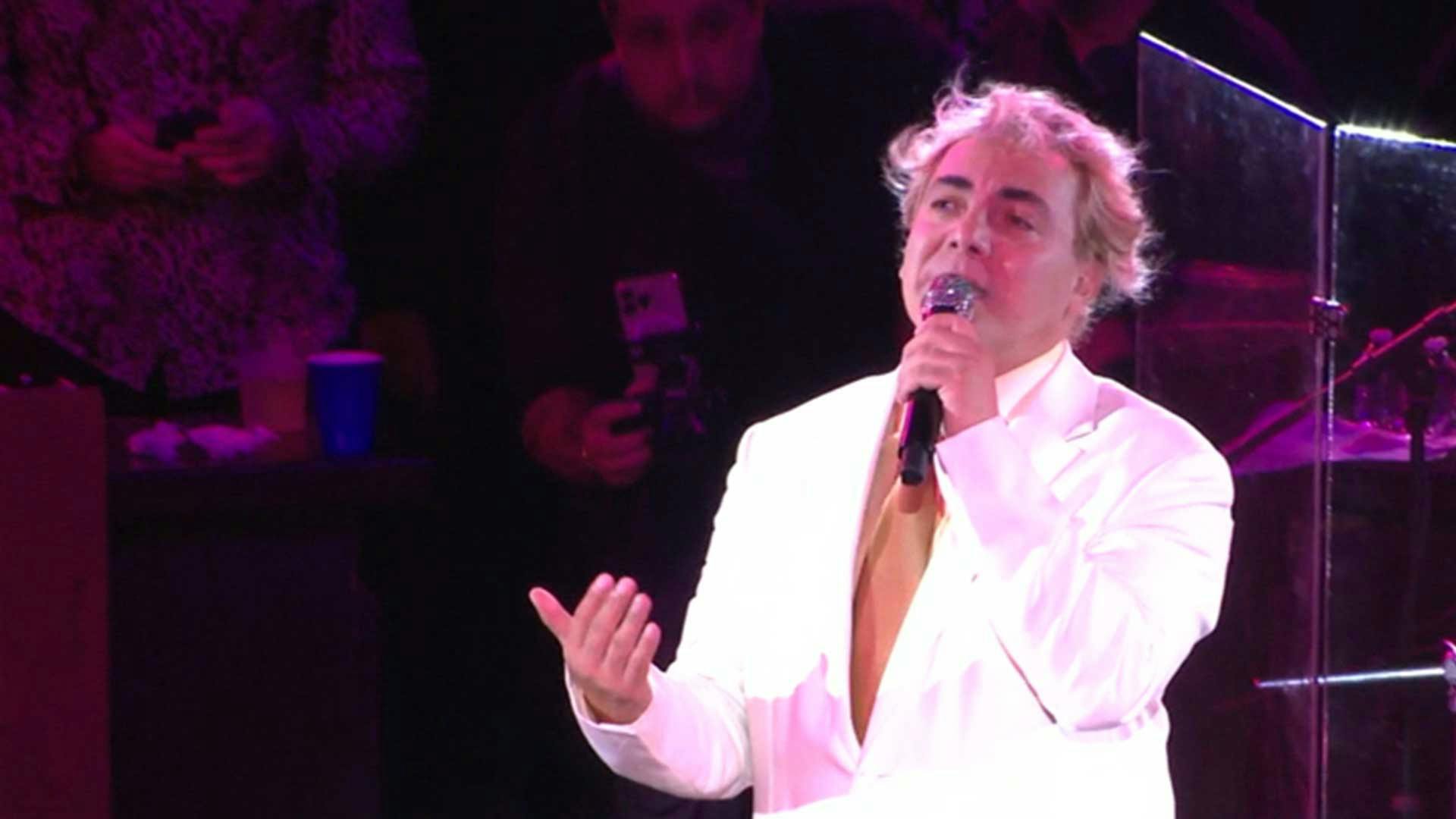 Cristian Castro abarrota su show en el palenque de San Luis Potosí