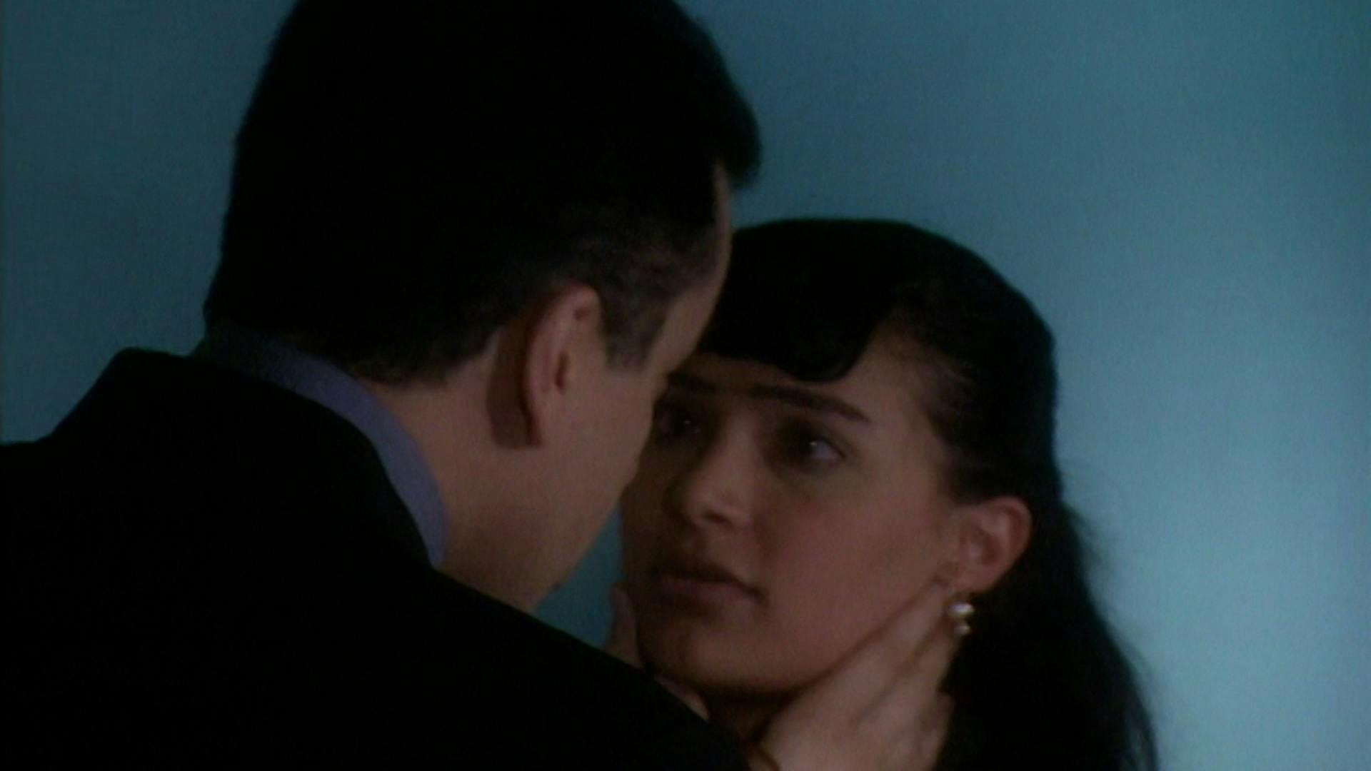 Capítulo 85 | Betty, 'la fea del barrio', le cuenta a Armando de su primera decepción amorosa | Yo soy Betty, la fea