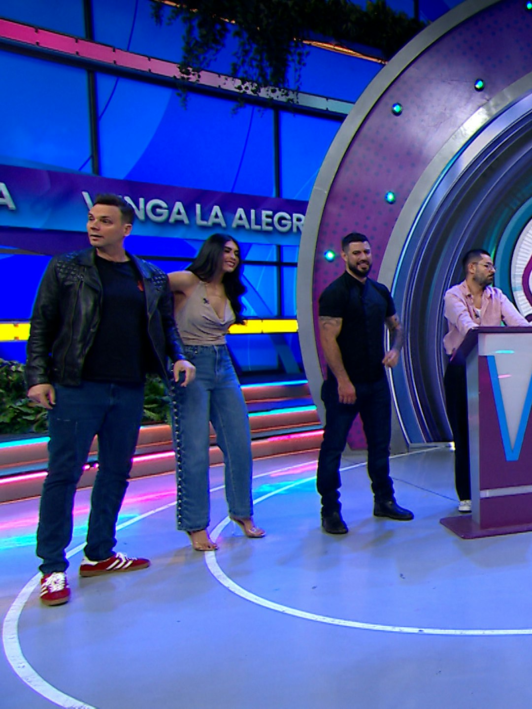 Venga La Alegría | Programa 17 de octubre Parte 1 | Lo que prepara Lupillo Rivera contra Belinda, el éxito de Cazzu en Guadalajara y más