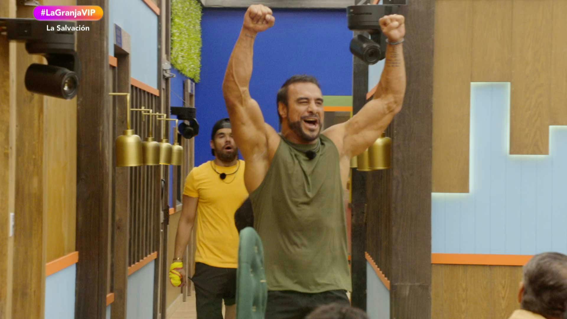 La Granja VIP | El Patrón gana el duelo y se salva con honor