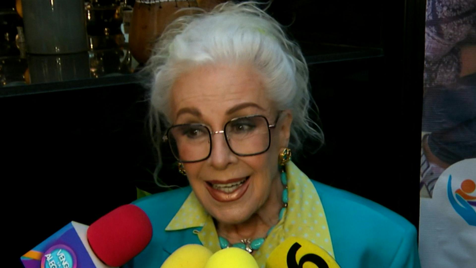 "Que Dios la acompañe en su libro", Laura Zapata se pronunció sobre el libro de su sobrina, Camila Sodi