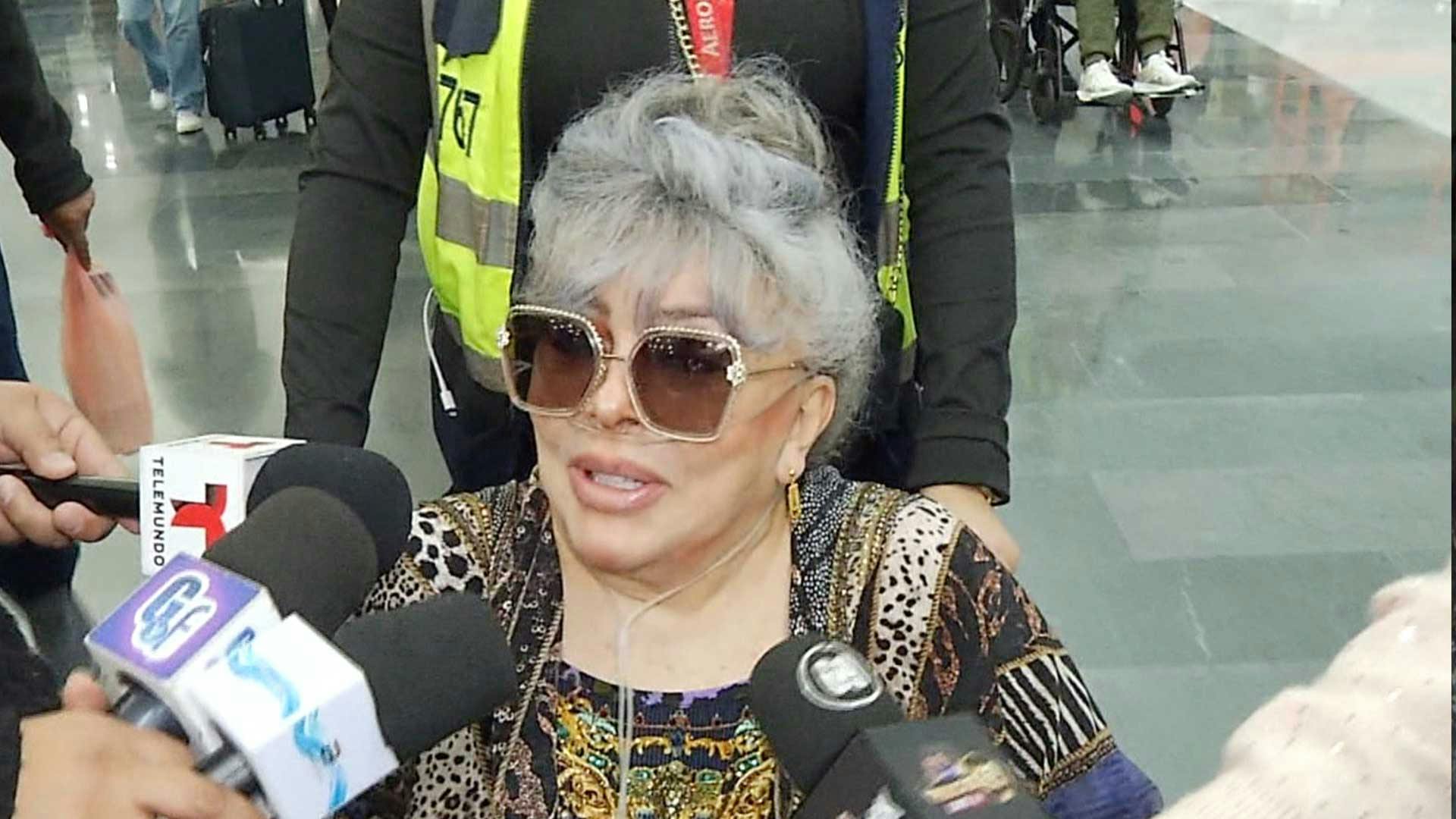 "¡Yo no tengo nada que aclararte!", Verónica Castro estalló ante insistentes cuestionamientos de una reportera