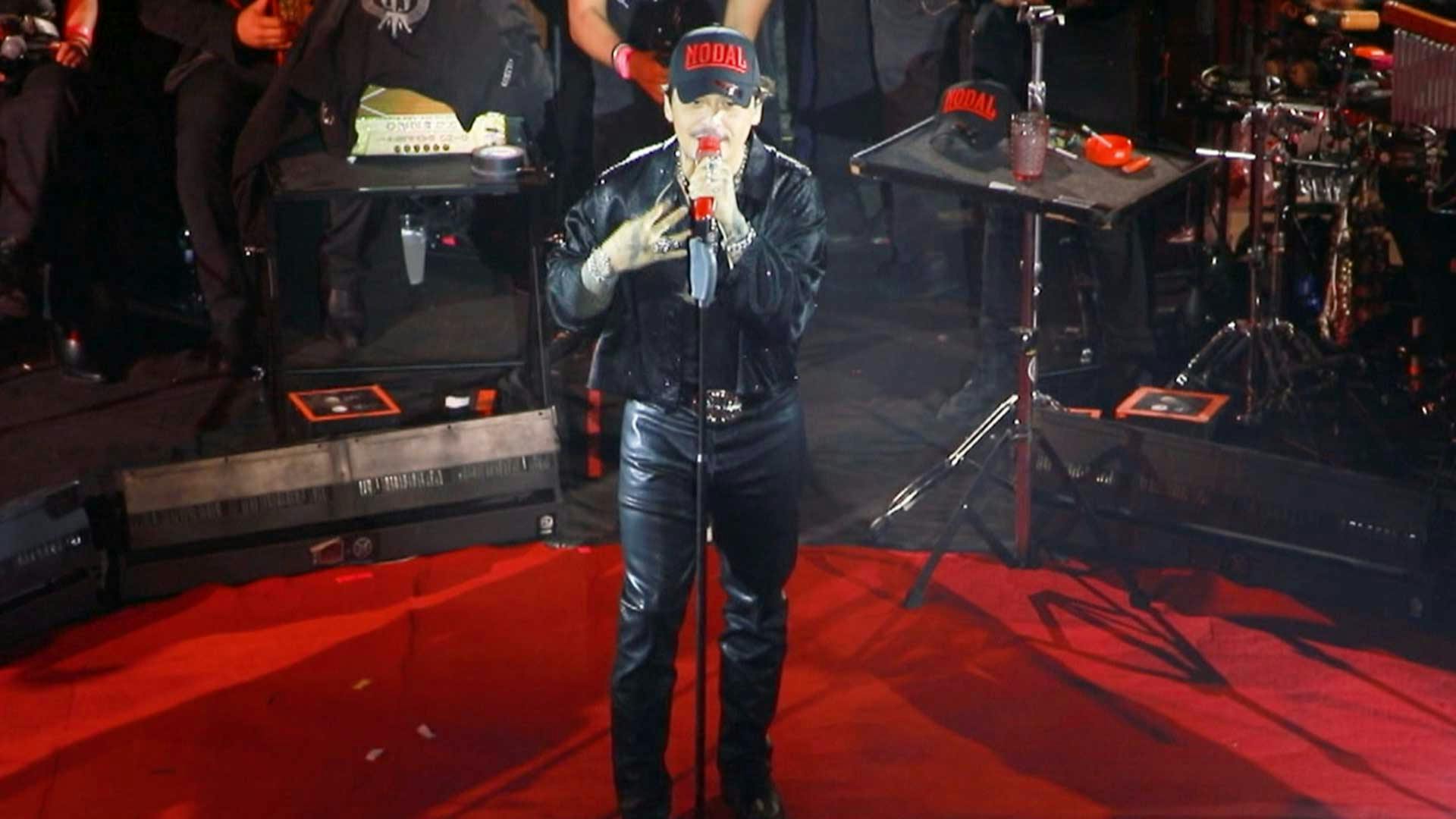 ¡Así se armó el 'palomazo' con Ángela Aguilar, Christian Nodal y Julión Álvarez en Guadalajara!
