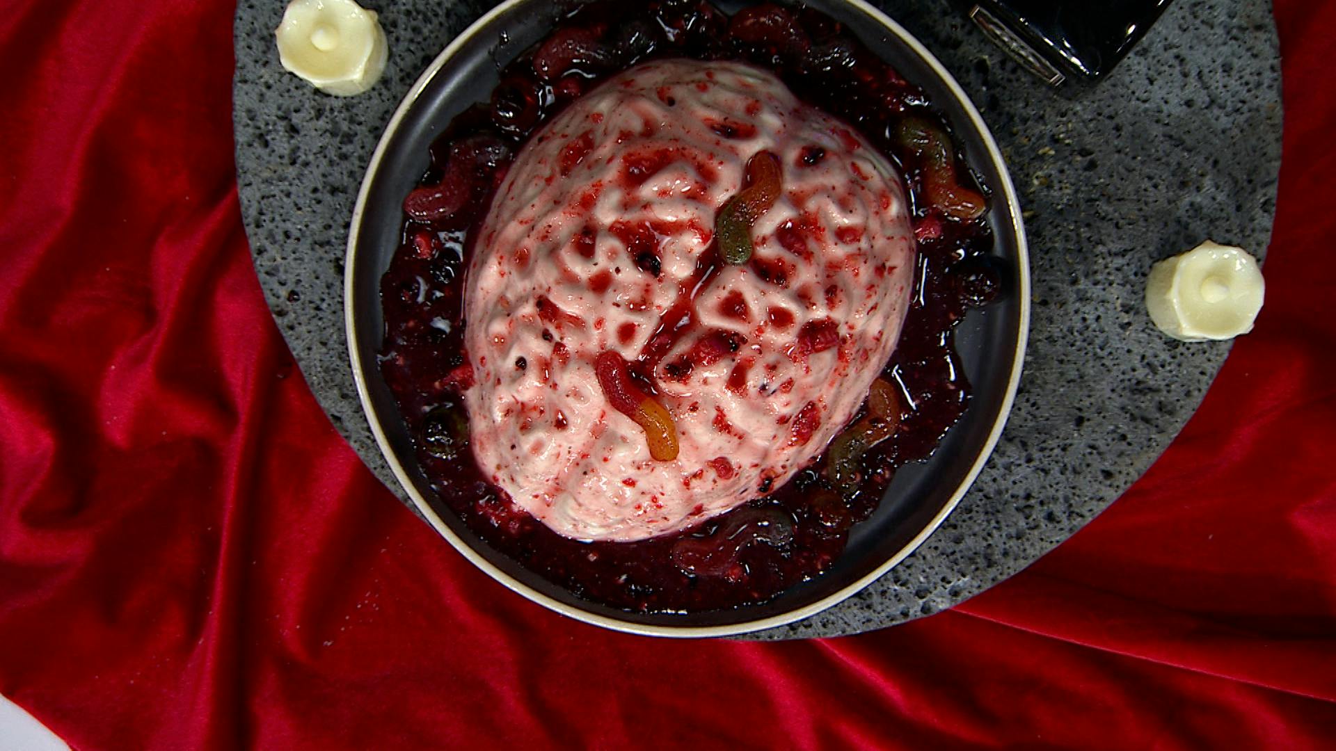 ¡Cerebros de gelatina! Checa este postre ideal de Halloween: ingredientes y receta paso a paso