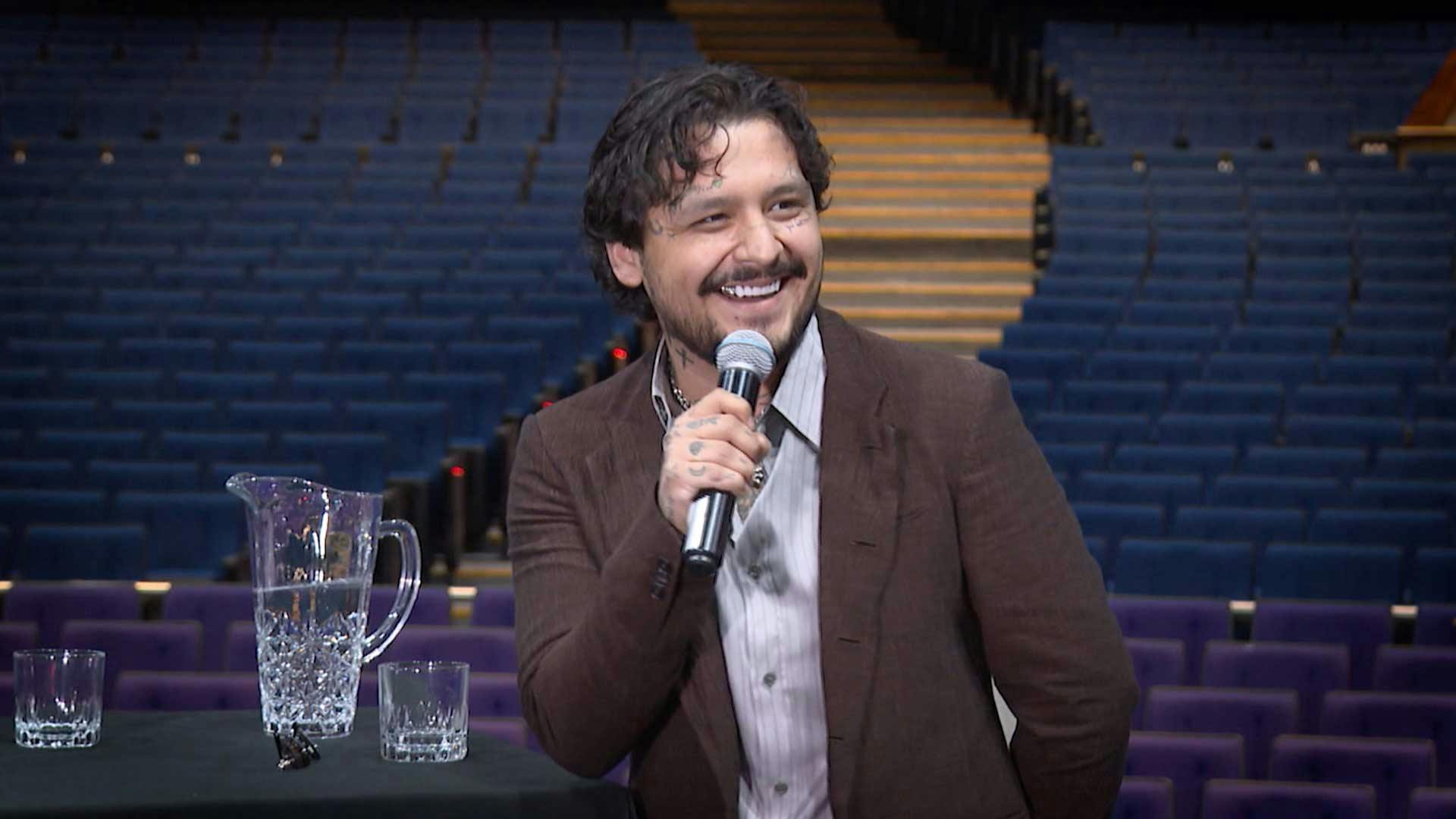 ¡Así suena el 'dueto' de Christian Nodal y Vicente Fernández!