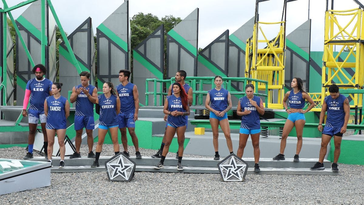 Exatlón México | Mejores momentos | La frustración invade al Equipo Azul tras un adiós mientras el Equipo Rojo celebra seguir completos.