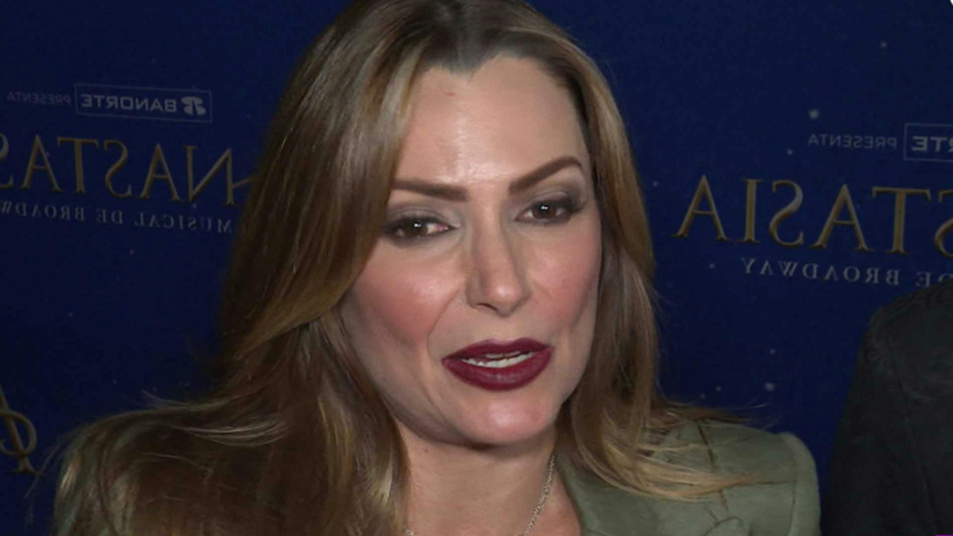 ¡Así reaccionó Martha Julia a la fotografía de Geraldine Bazán y Gabriel Soto!