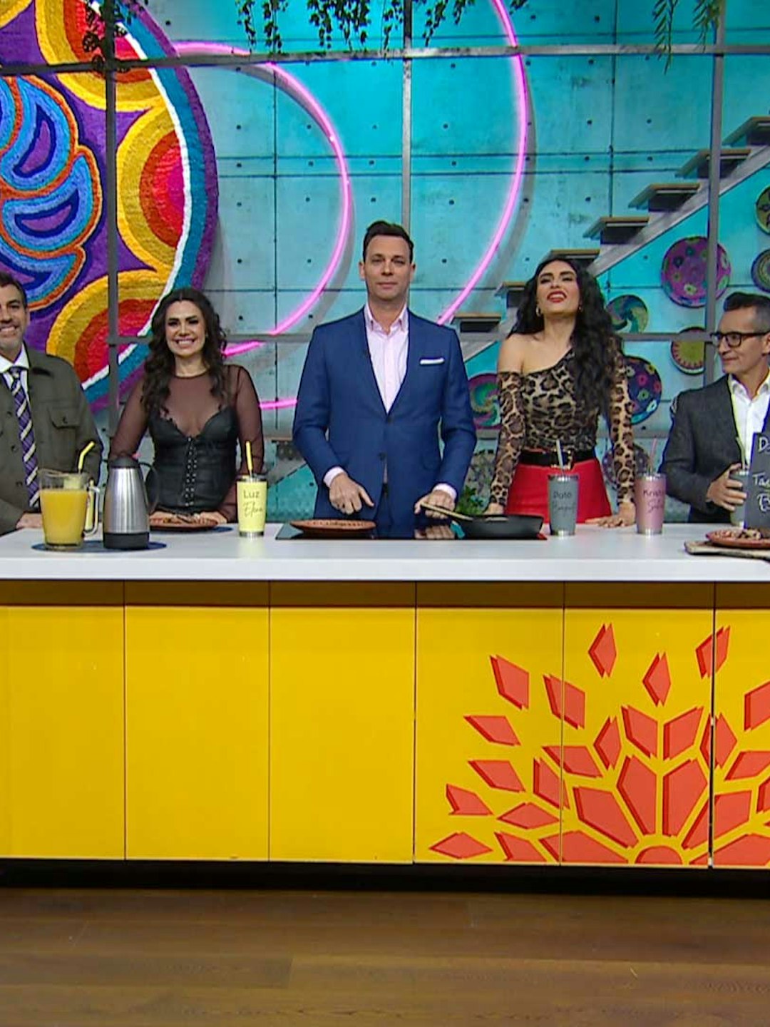 Venga La Alegría | Programa 6 de noviembre Parte 1 | Manelyk defiende Jawy, Pee Wee habla de Manola y más