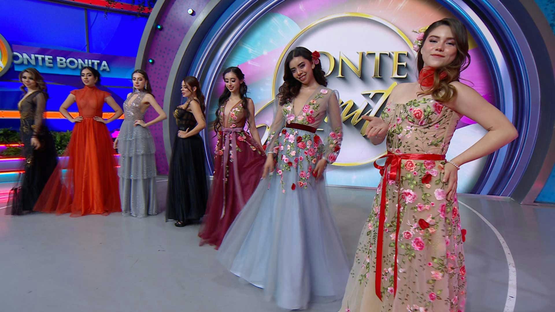 ¡Sensuales y elegantes! Checa la pasarela de vestidos con transparencias
