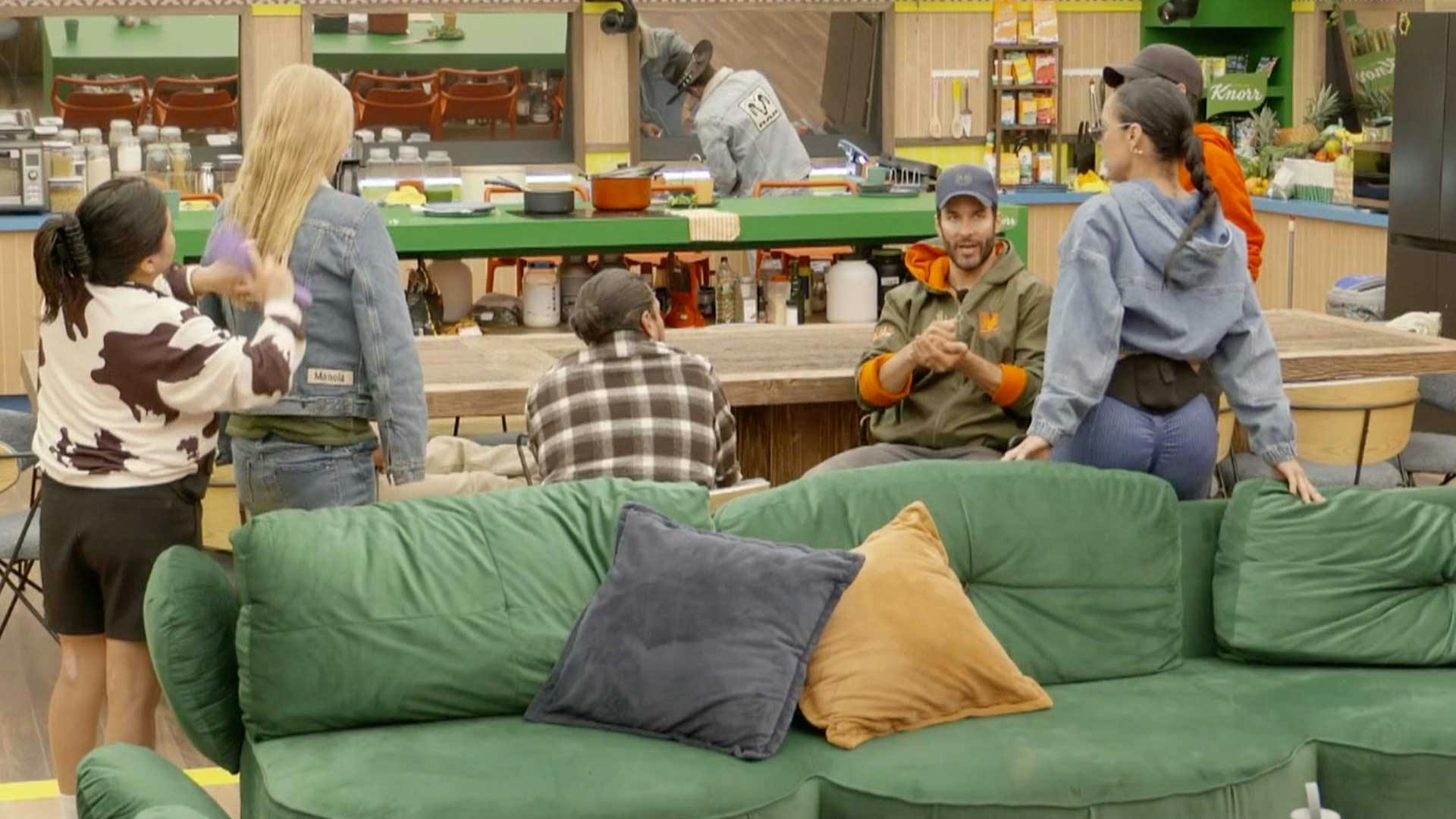 ¡Fabiola Campomanes se molestó con Kike Mayagoitia! Aquí todos los detalles de lo mejor de La Granja VIP