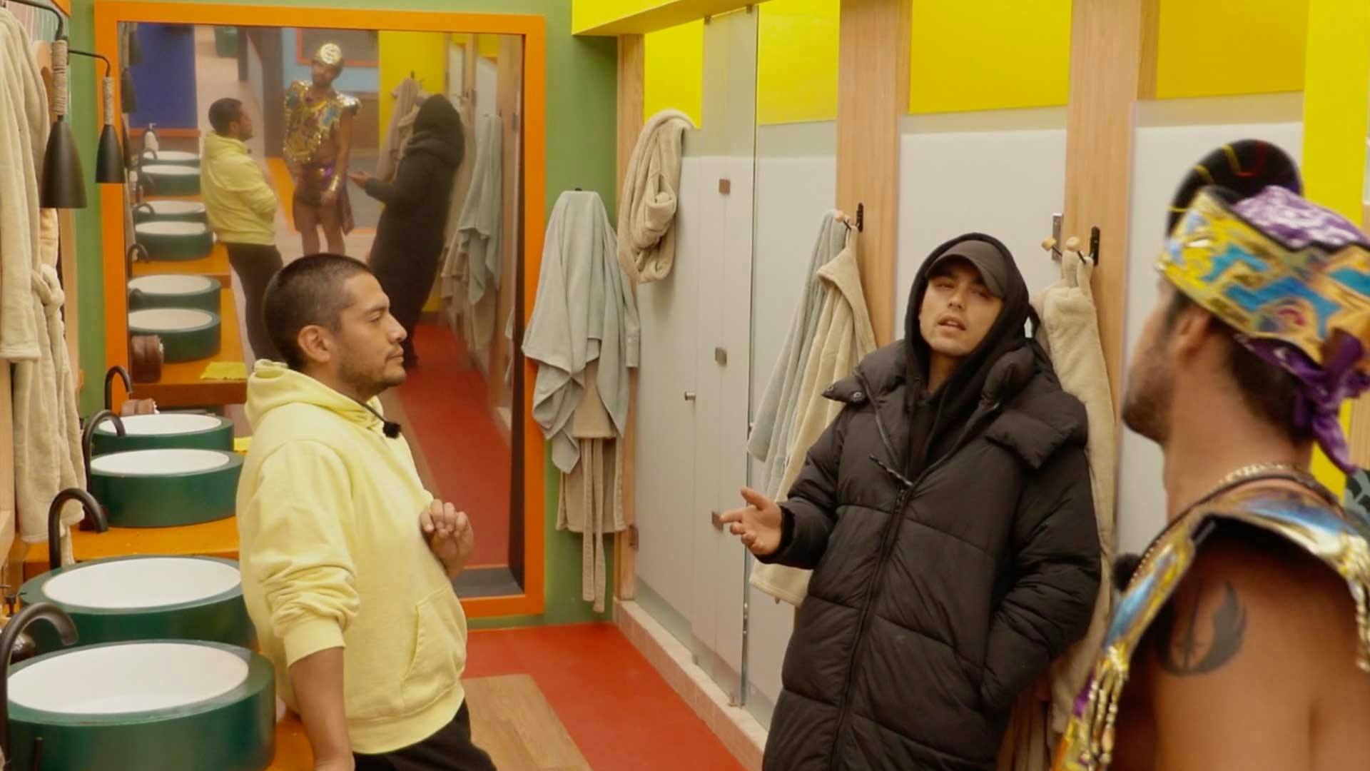 ¡Eleazar y Teo se enfrascan en una fuerte discusión en La Granja VIP!