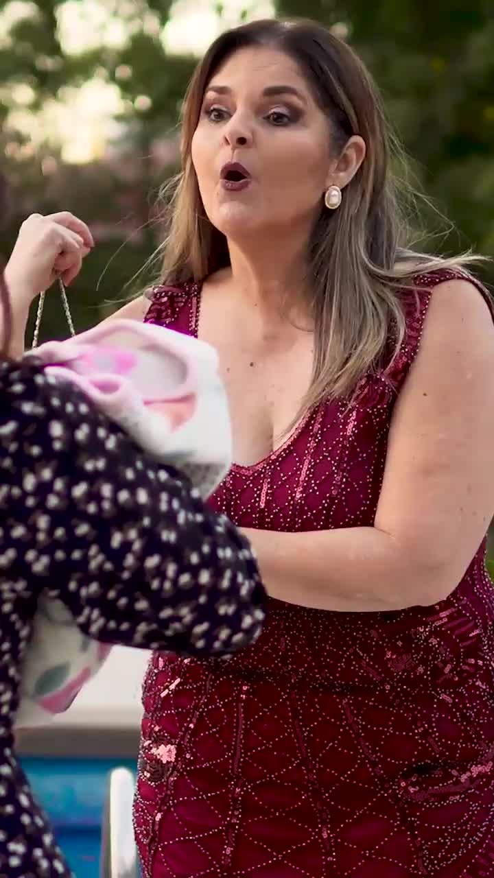 Su ex novia llegó a interrumpir su boda