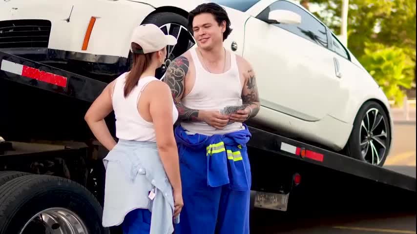 La chofer de grúa descubrió que su esposo tenía una amante