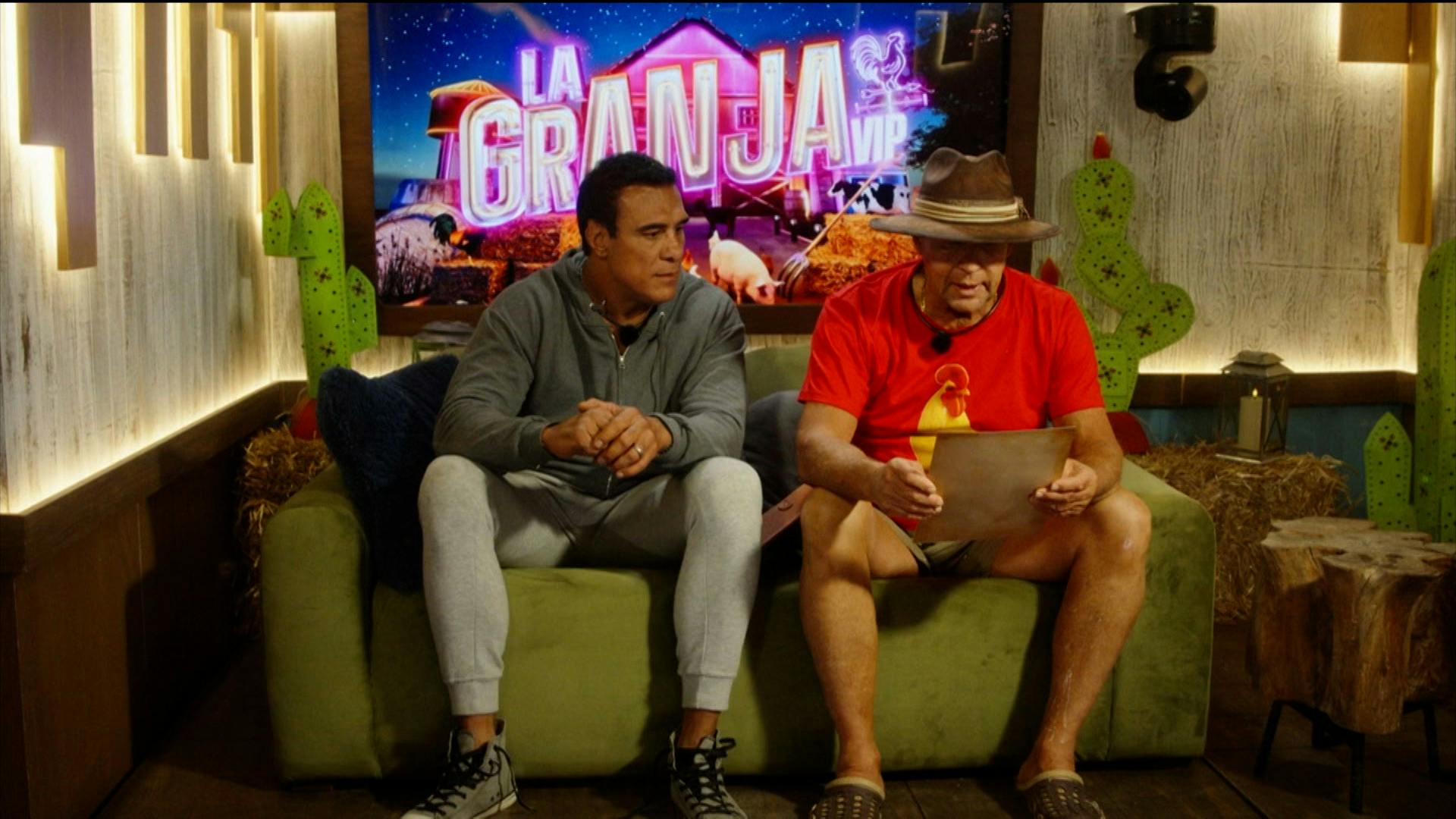 La Granja VIP | Así se prepararon Adame y El Patrón para su batalla de gallos en la granja