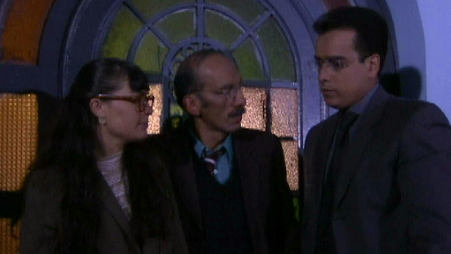 Capítulo 105 | Armando explota con Betty en la puerta de su casa hasta que Hermes los interrumpe | Yo soy Betty, la fea