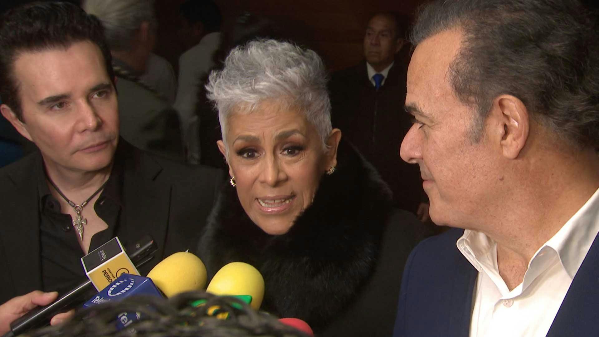 Eugenia León recuerda los tres momentos que pasó junto a Juan Gabriel