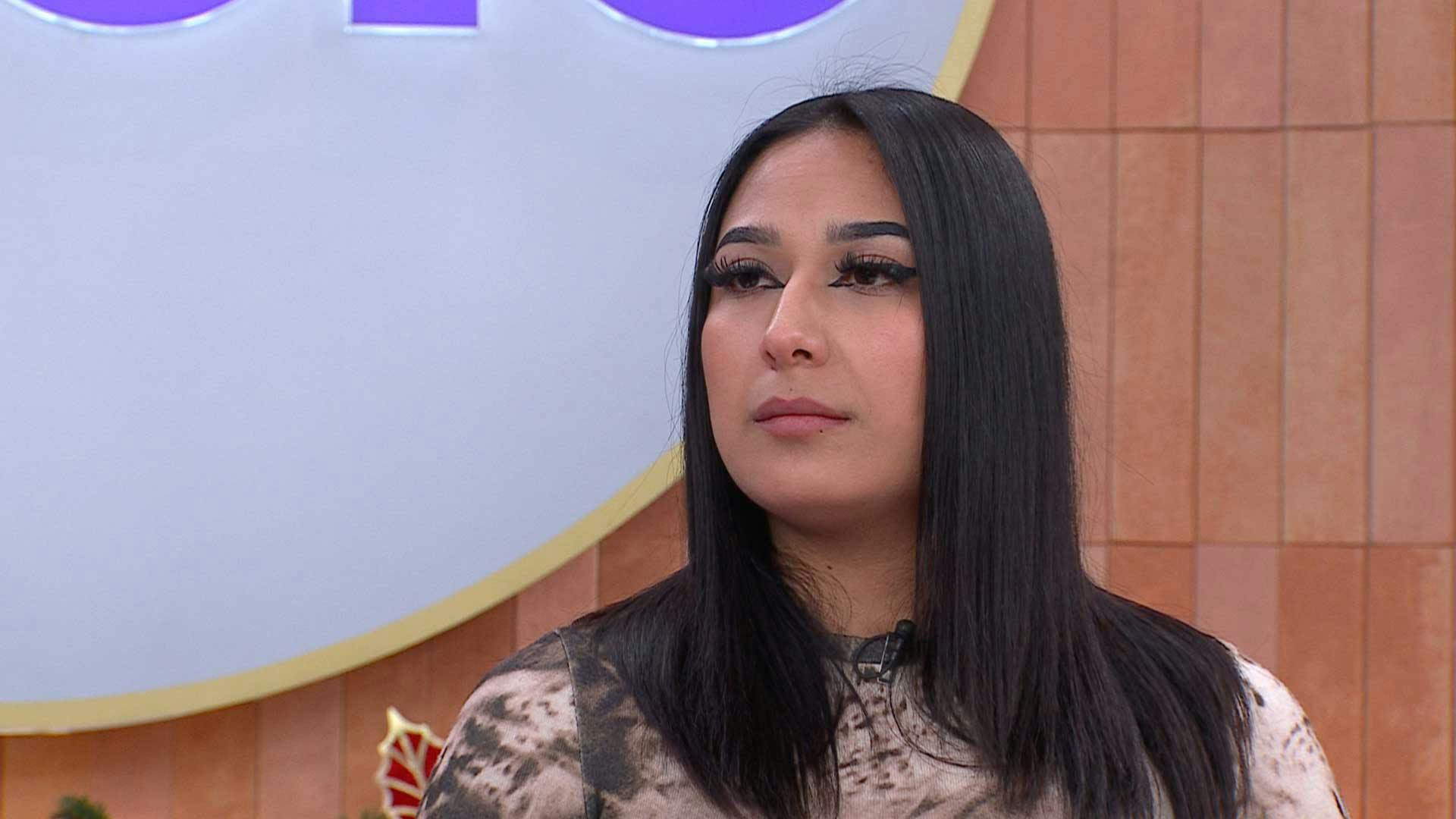 Nayla: De asistente de oficina a vender contenido para adultos en Internet 