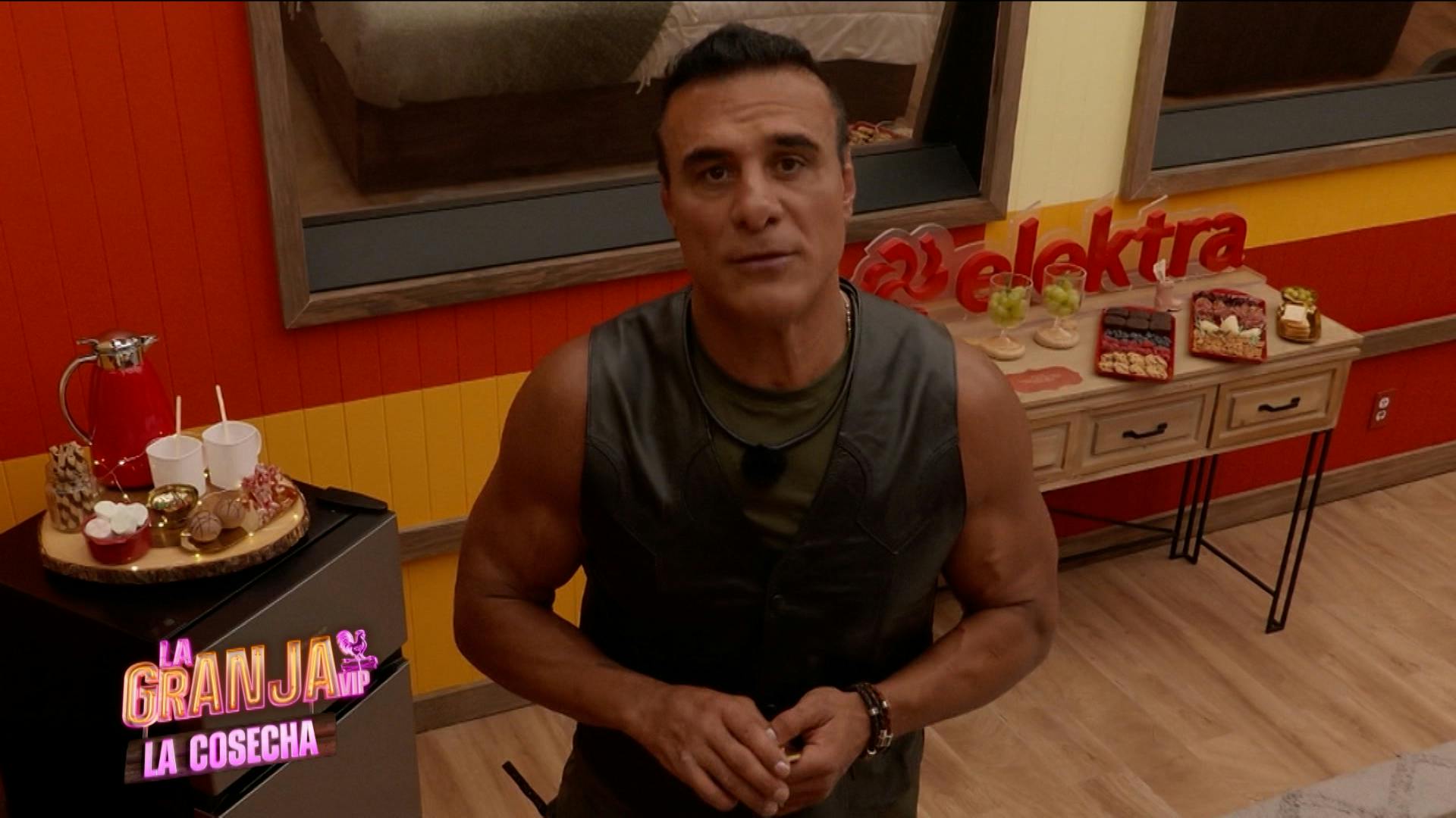 La Cosecha | Alberto del Río el Patrón elige a esta granjera para que duerma con él