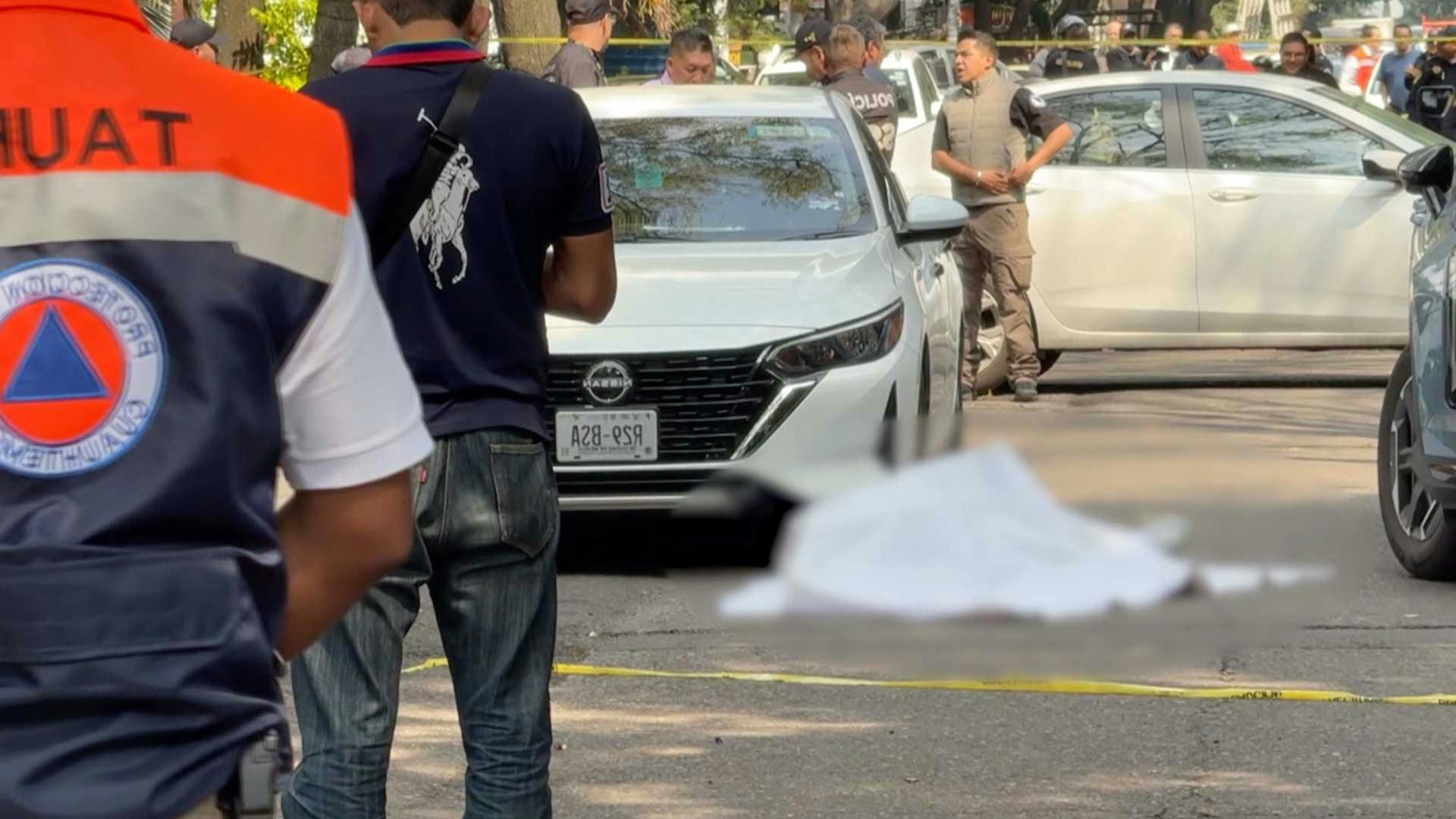 Policia y presuntos asaltantes intercambian ataques en la alcaldía Cuauhtémoc; así lo reporta El Diablo Becerril