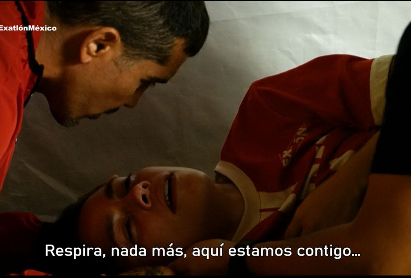  Momento crítico en Exatlón México: Thayli sufre TERRIBLE ataque de ANSIEDAD durante duelo acuático y paraliza la novena temporada 