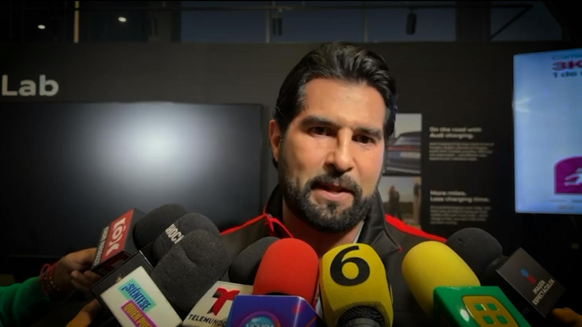 Arturo Carmona responde al 'espaldarazo' de Cruz Martínez y habla de Melenie