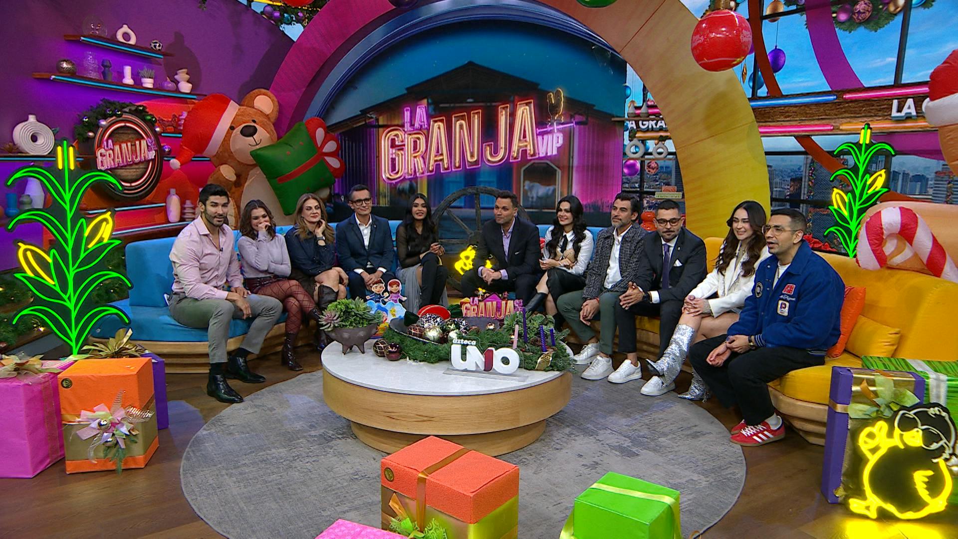 Venga La Alegría | Programa 18 de diciembre Parte 2 | La 'chuleada' de Alfredo Adame a Flor Rubio y el juego más reñido del Sin Palabras