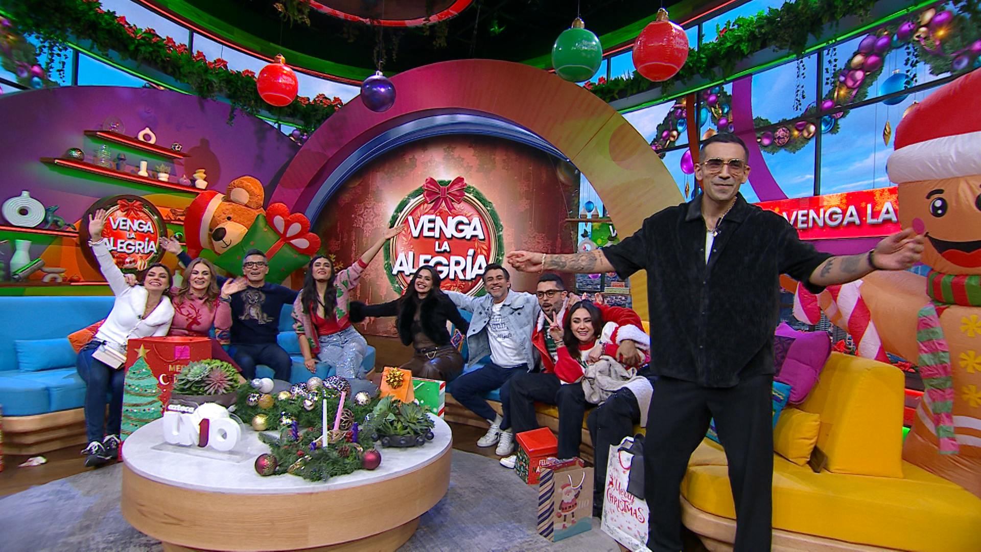 Venga La Alegría | Programa 25 de diciembre Parte 2 | ¡El intercambio, la piñata de VLA y los mejores juegos!