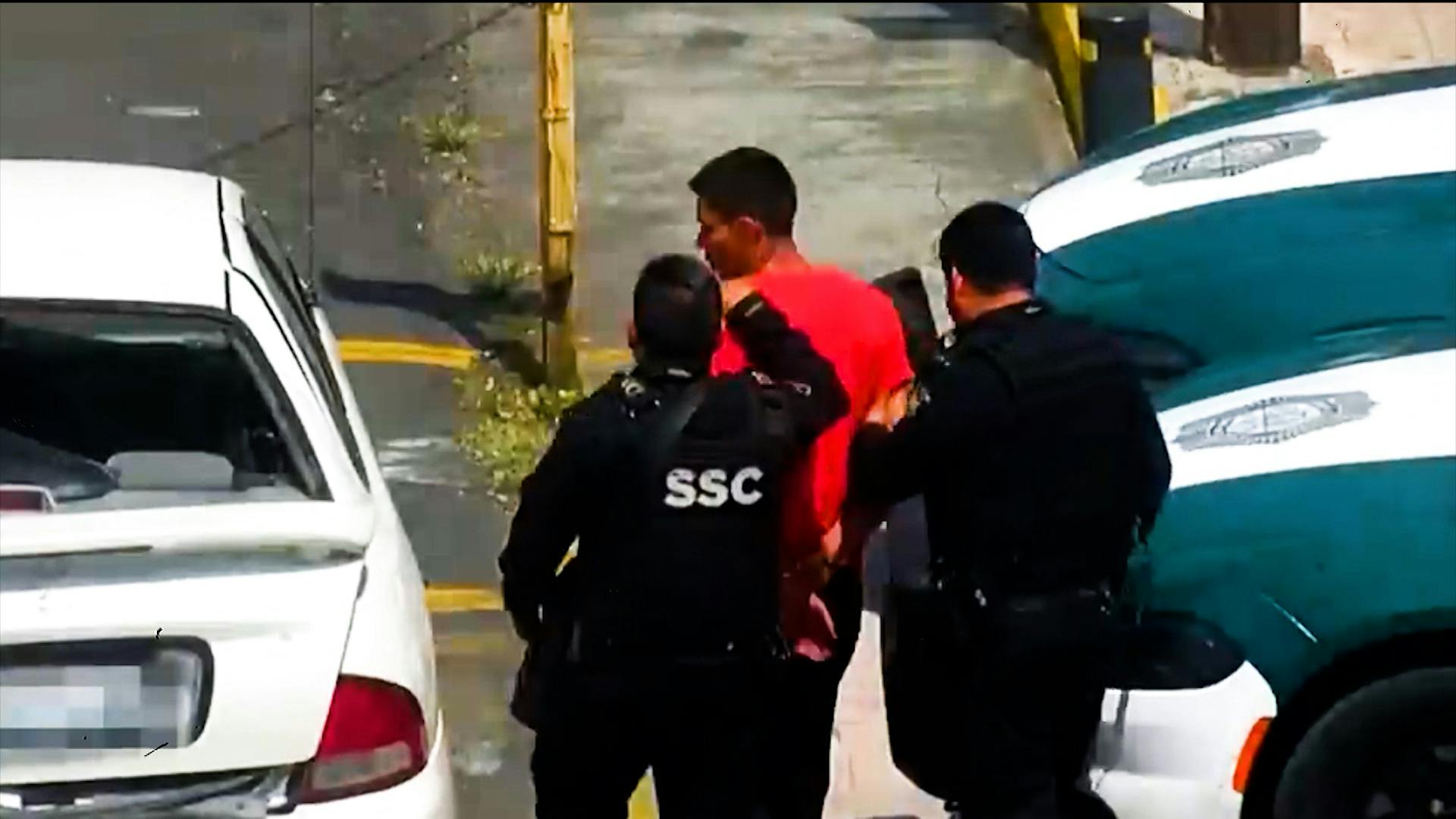 ¡Una 'rata' menos en Azcapotzalco! Robaba un auto a lo 'rápido y furioso'