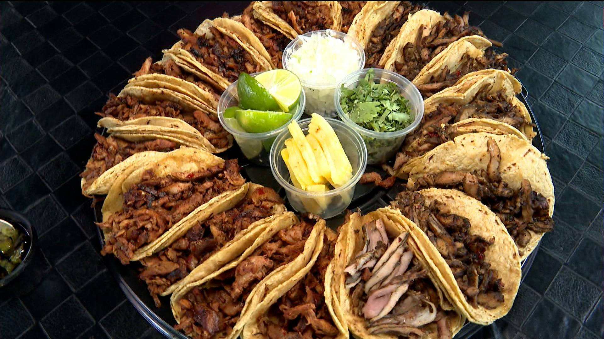 ¡Rosca de tacos de pastor! La mejor manera de festejar Día de Reyes