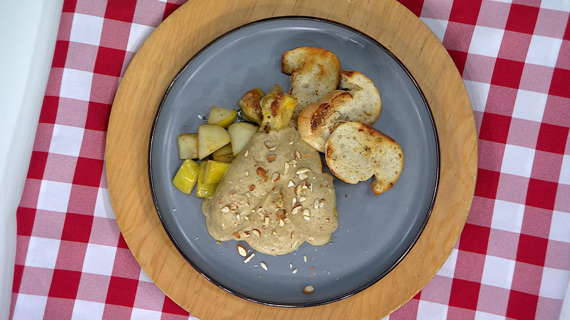 ¿Mole blanco? Aprende a preparar este delicioso platillo también llamado mole de novia: ingredientes y receta paso a paso