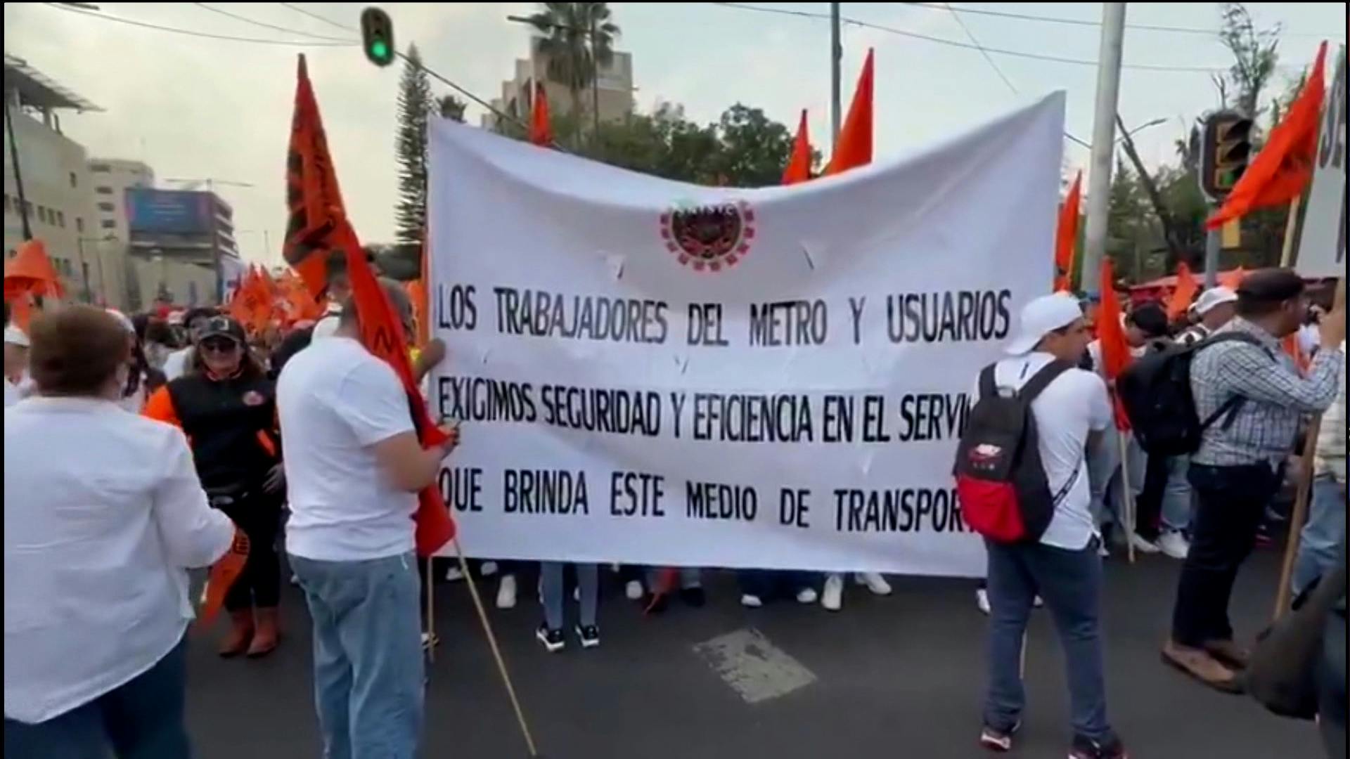 Marcha del Sindicato de Trabajadores del Metro en la CDMX 