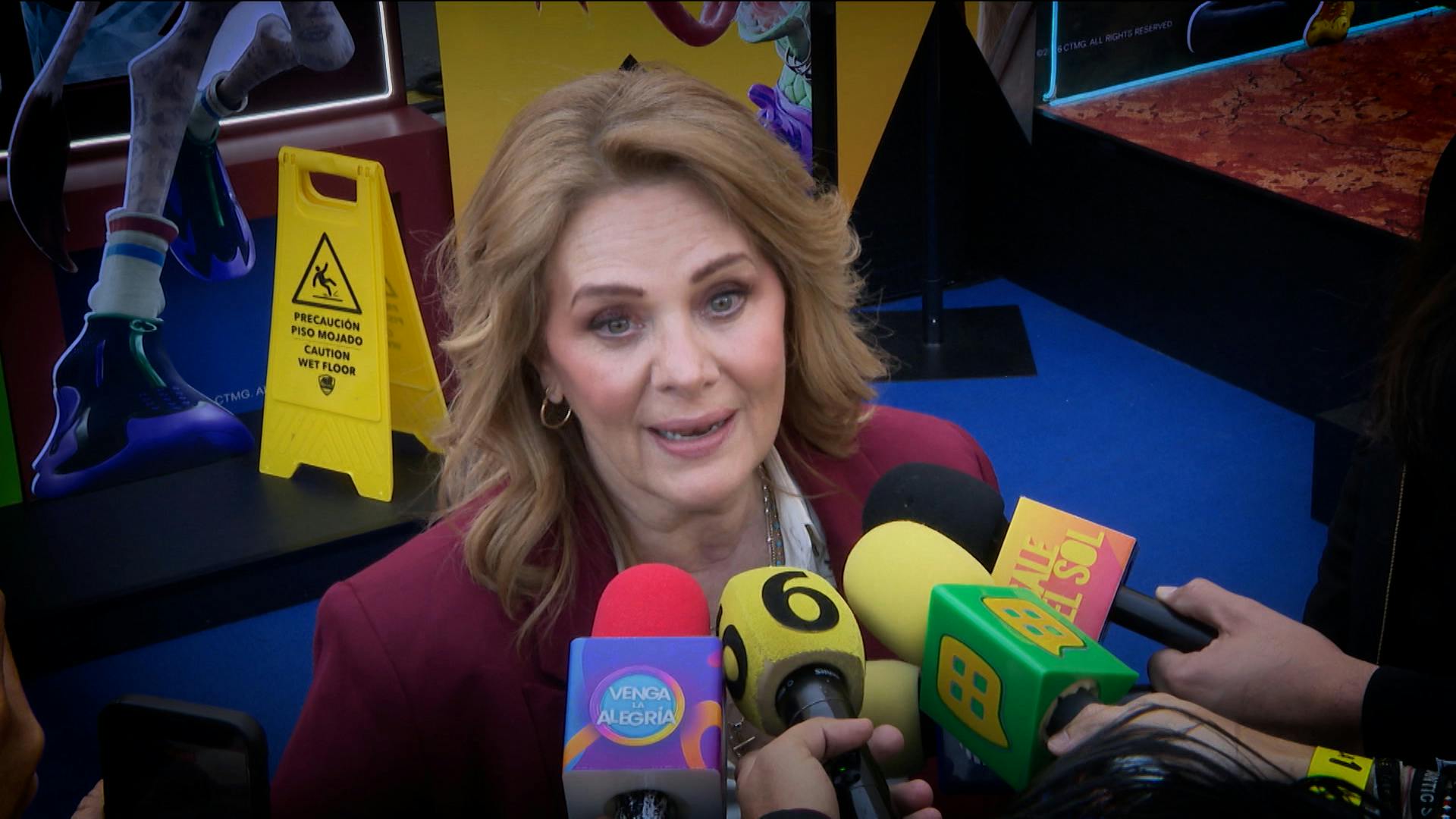 Así reaccionó Erika Buenfil al enterarse la presunta agresión que habría sufrido su hijo Nicolás en la infancia