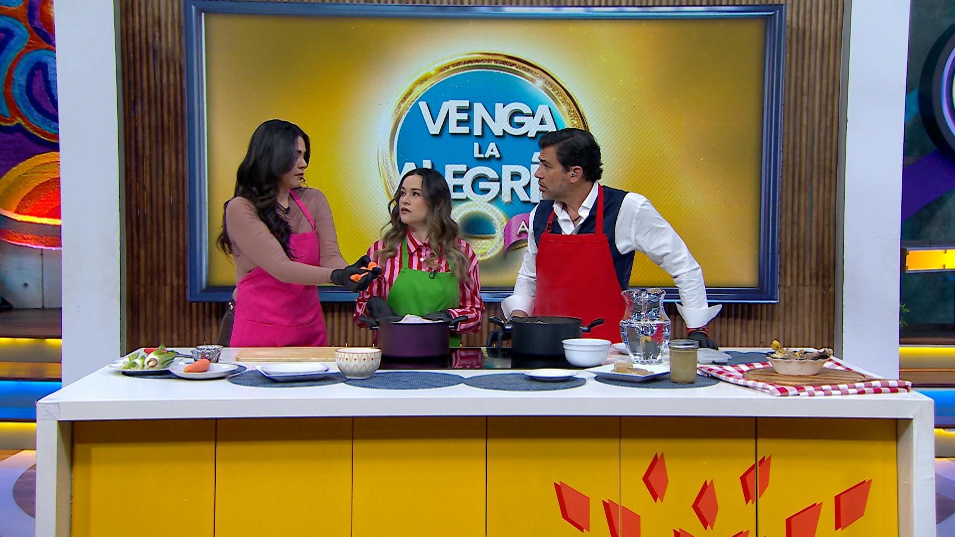 ¡Colágeno, calcio, magnesio y más! Estos son los beneficios nutrimentales del caldo de huesos