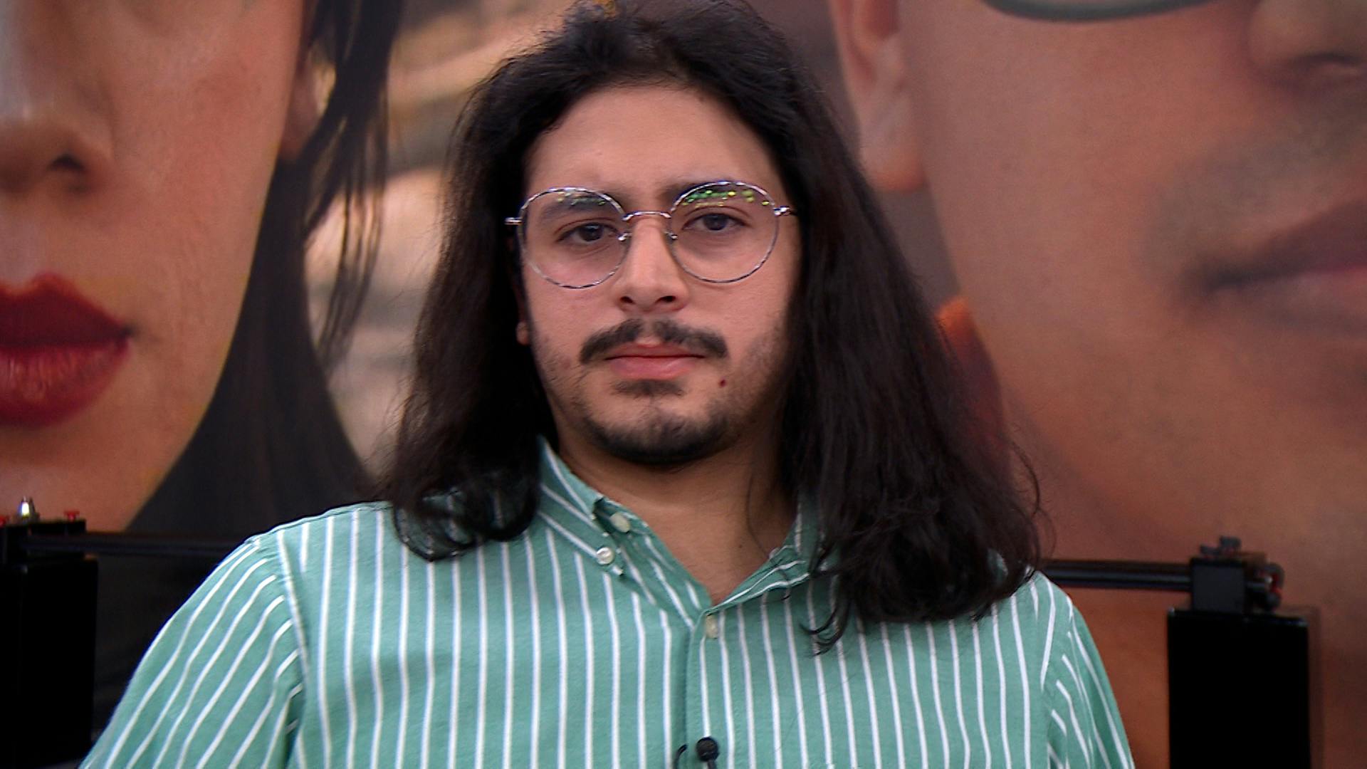 ¡No la puede volver a tocar! Jonathan defiende a Gloria, quien acusa a su ex de violento