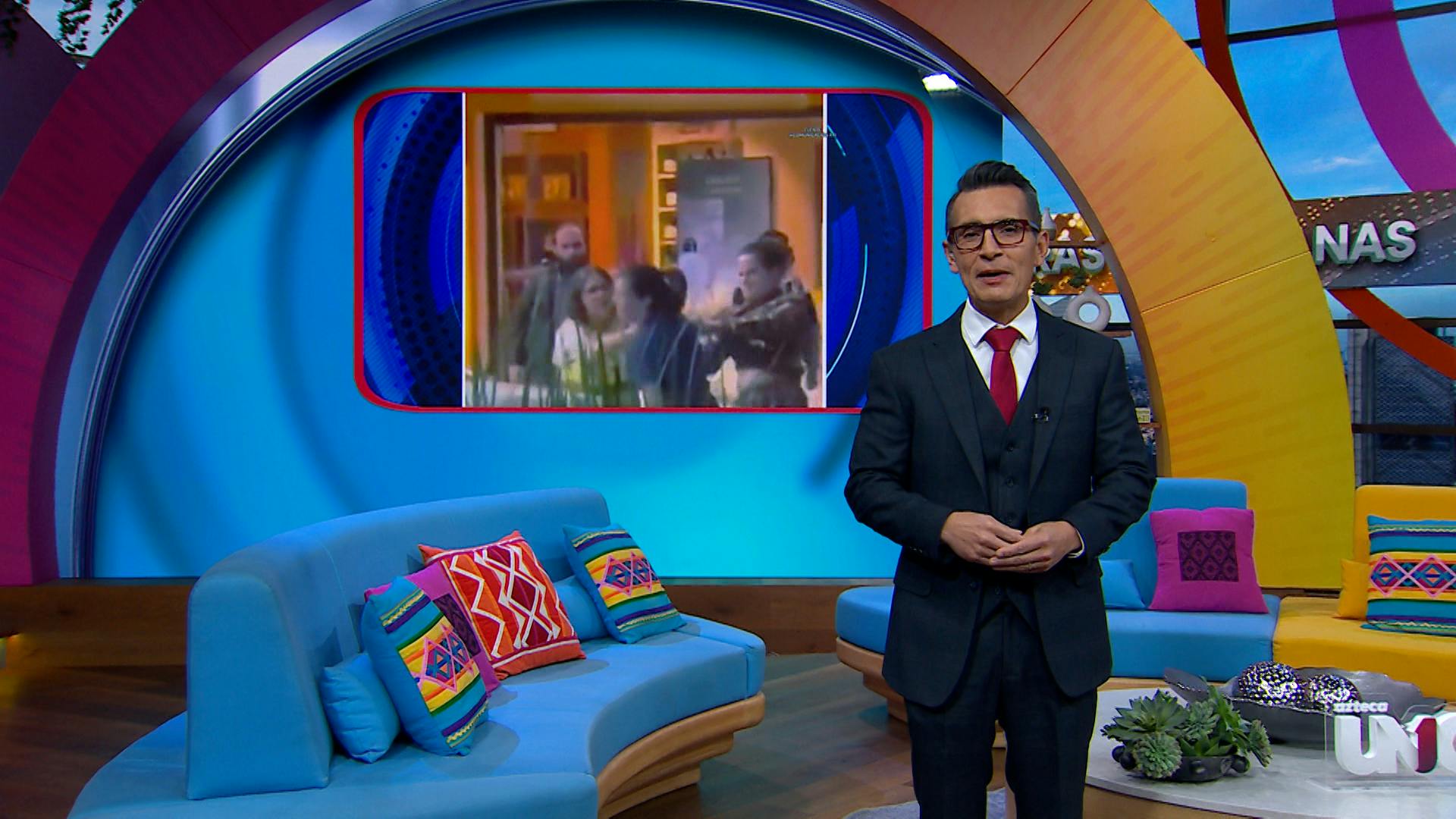 ¿Quién es 'Lady Naucalpan'? Sergio Sepúlveda lo explica Con Peras y Manzanas